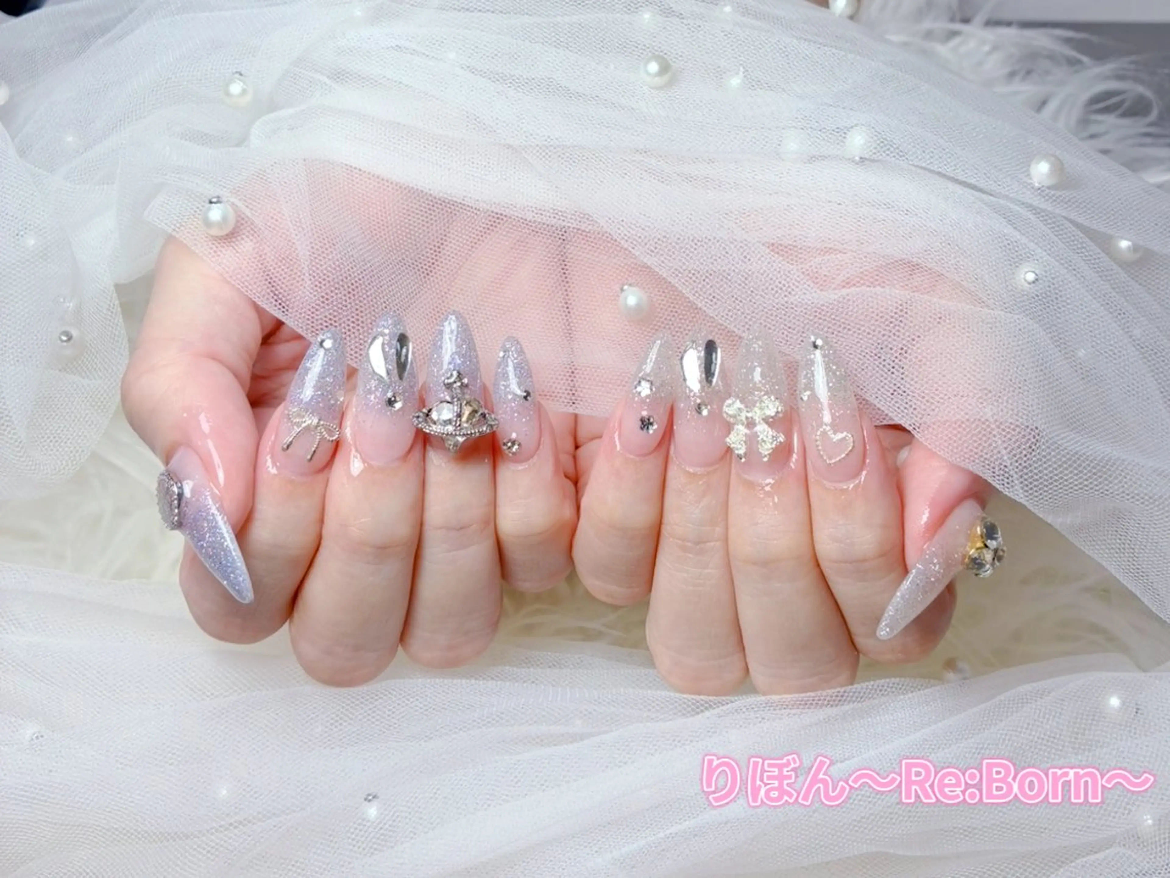 ミディアム りぼん Re:Bonrのネイルデザイン