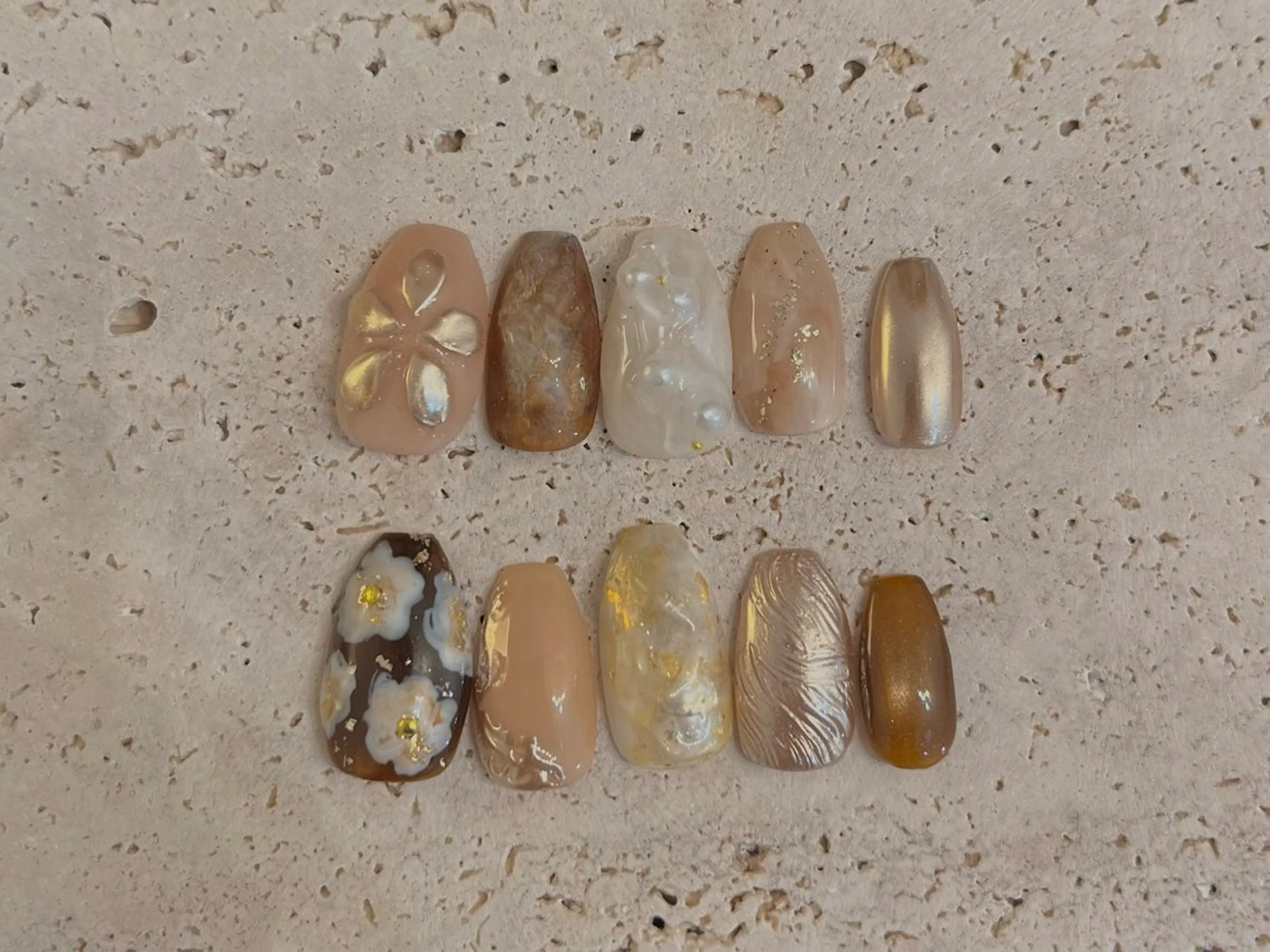 ネイル ネイルチップ mano+所属・砂田 はるかのネイルデザイン