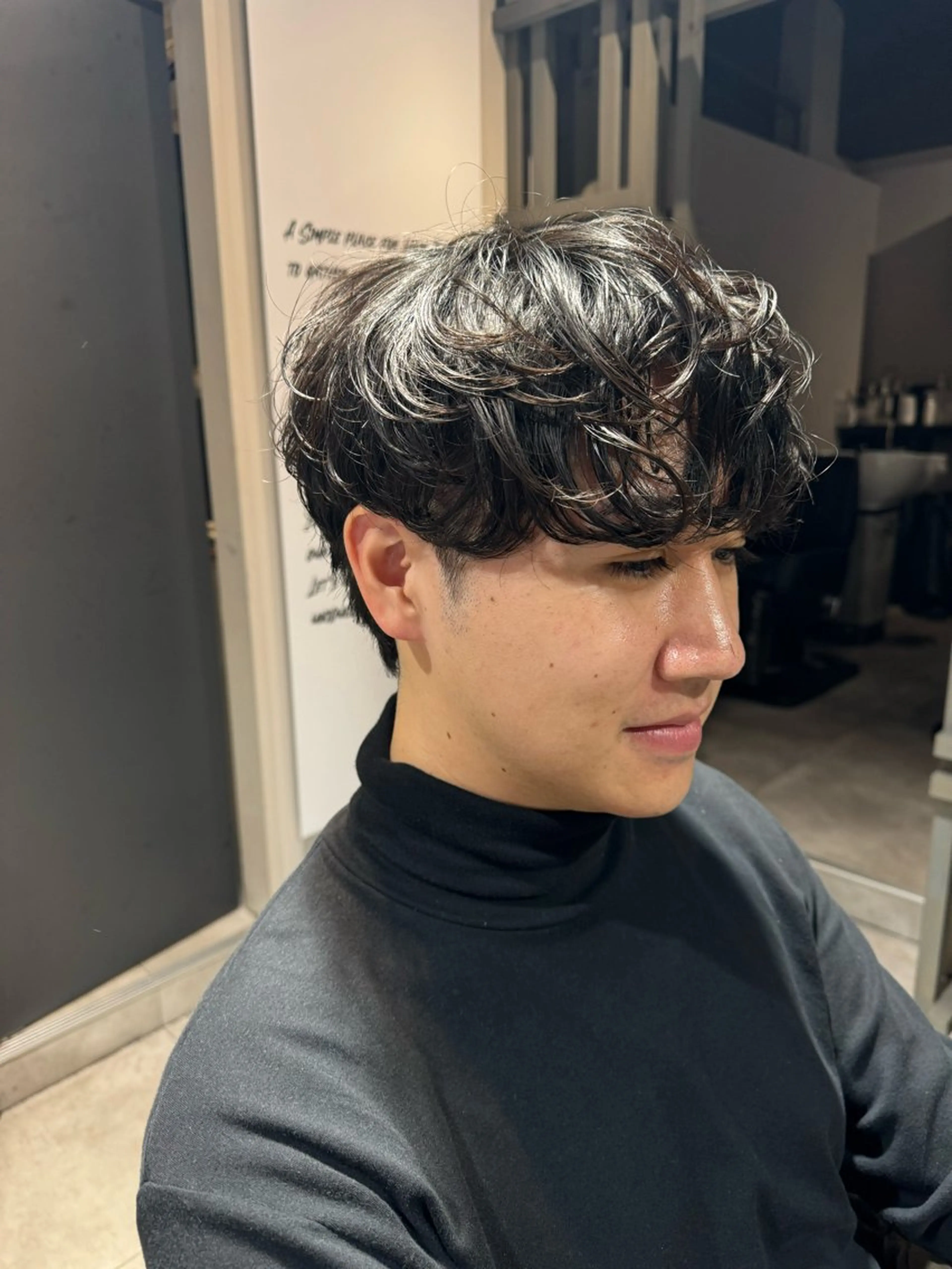 パーマ メンズ メンズパーマ ニュアンスパーマ Dxxxx III所属・オシャレ女性目線の 大人メンズ❁⃘*.ﾟのヘアスタイル