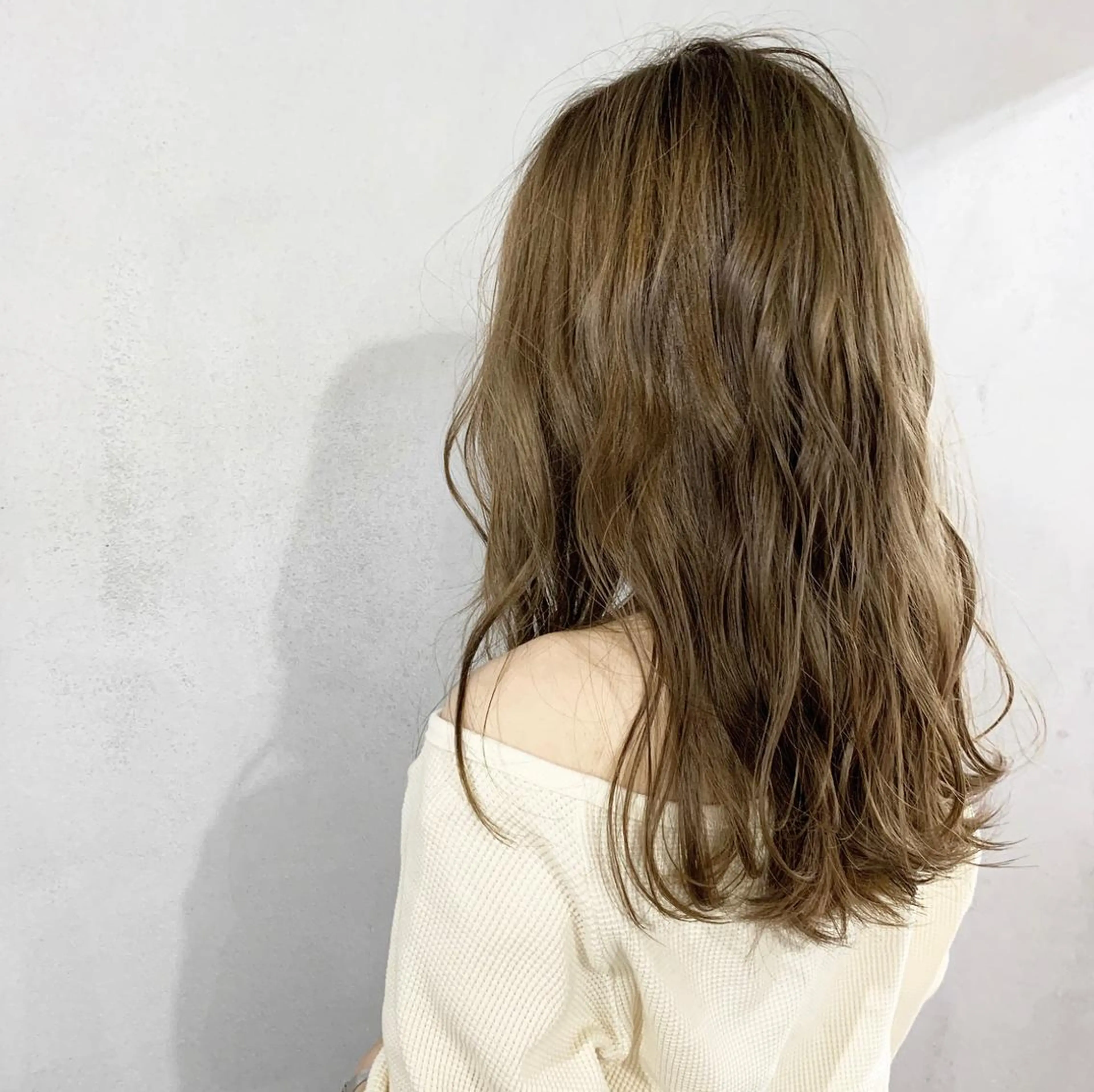 ロング カラー パーマ ヘアアレンジ メンズ キッズ ネイル マツエク・マツパ ベージュカラー #tag 稗田綾加のヘアスタイル