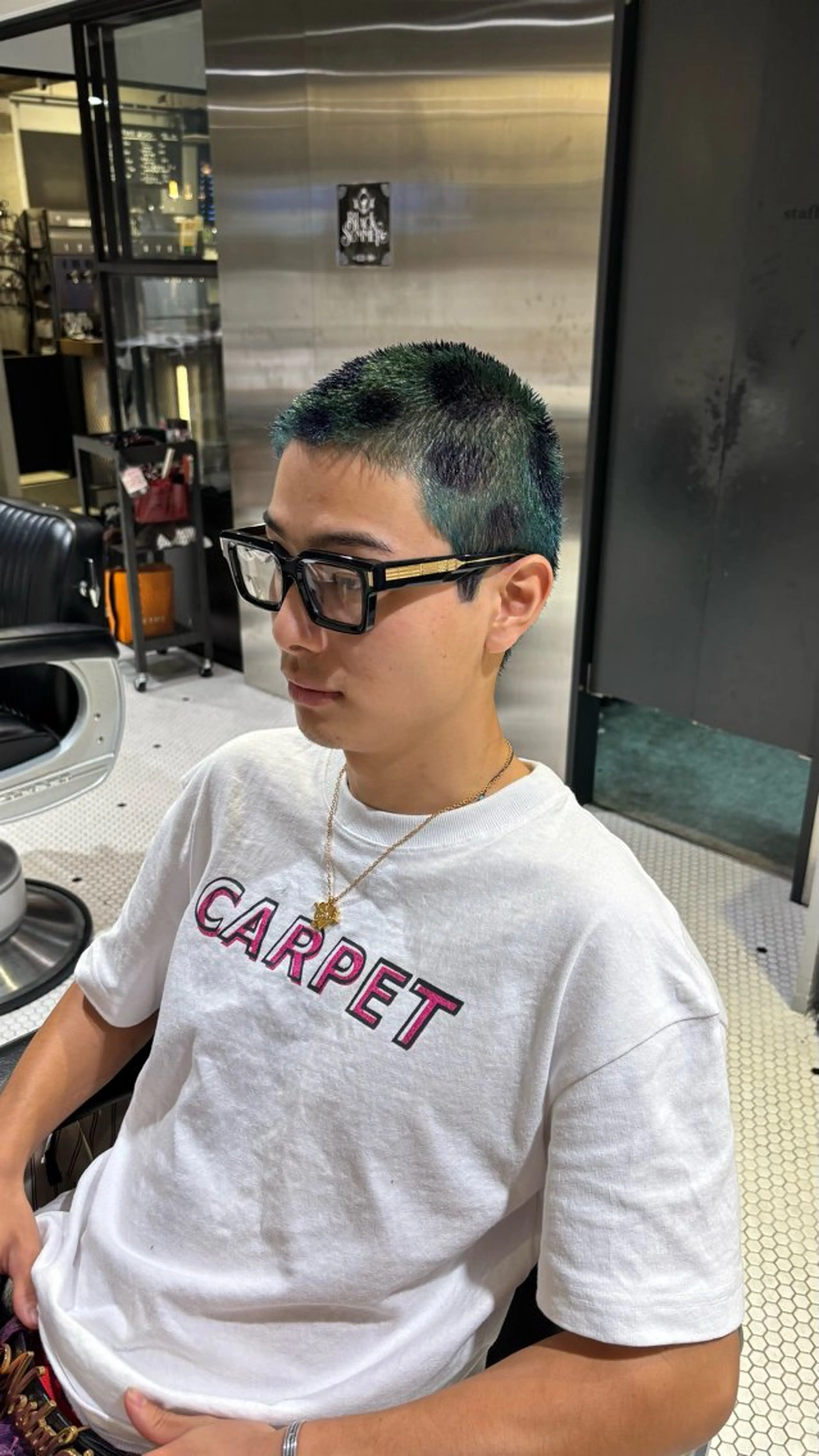 カット+カラーの写真