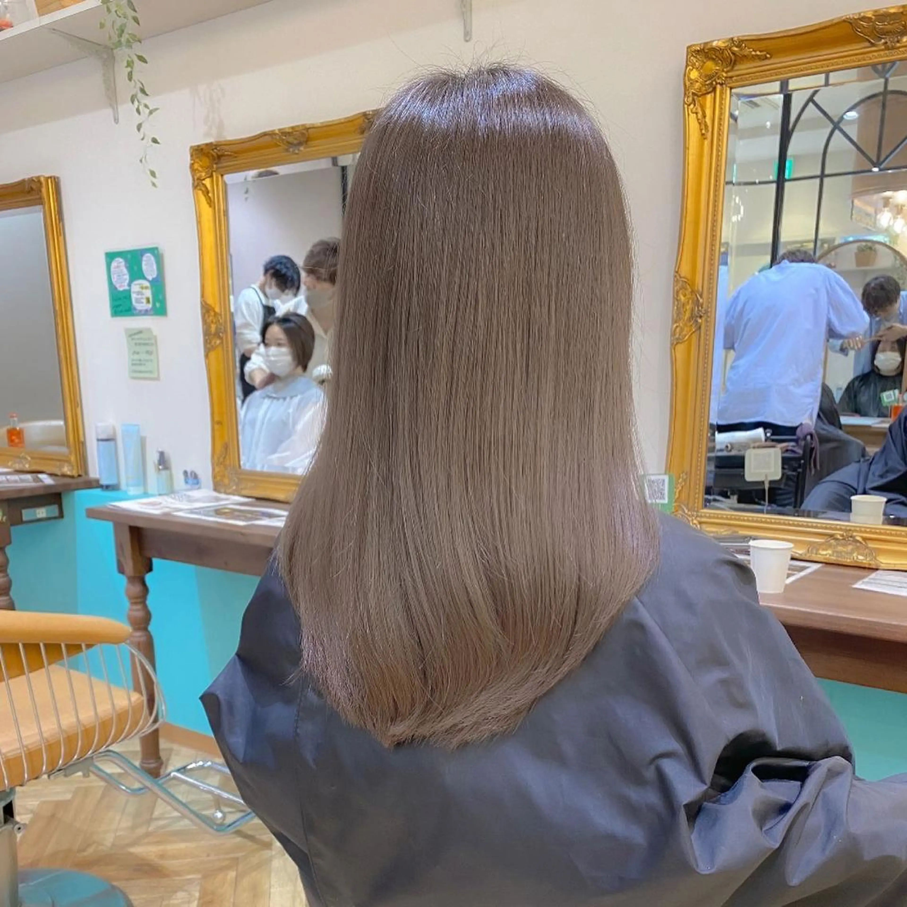 セミロング カラー 🇰🇷韓国レイヤー 錦糸町【北山謙三】のヘアスタイル
