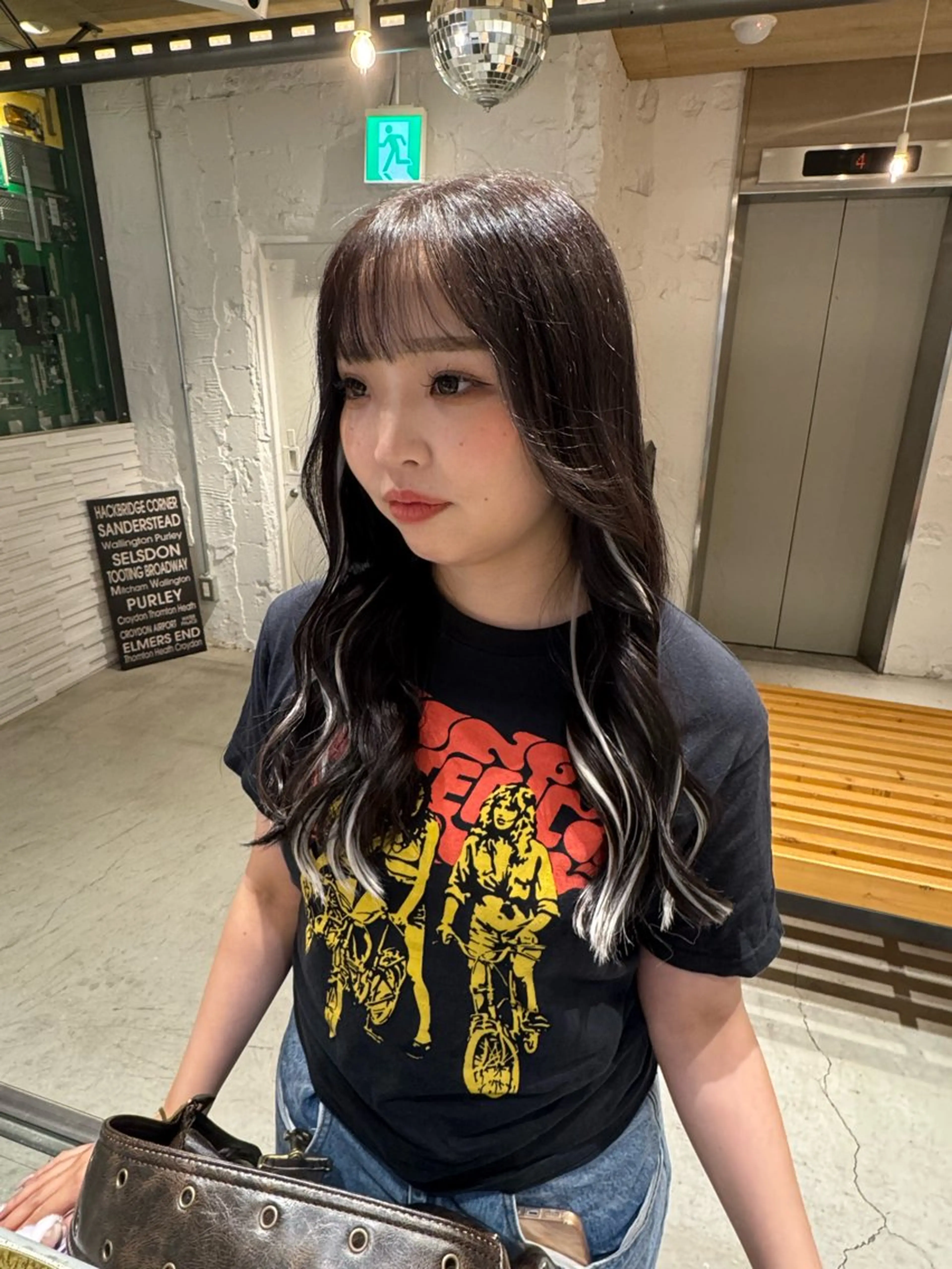 セミロング ヘアカラー エクステ 🌶推しカラー RINA🌶´-のヘアスタイル