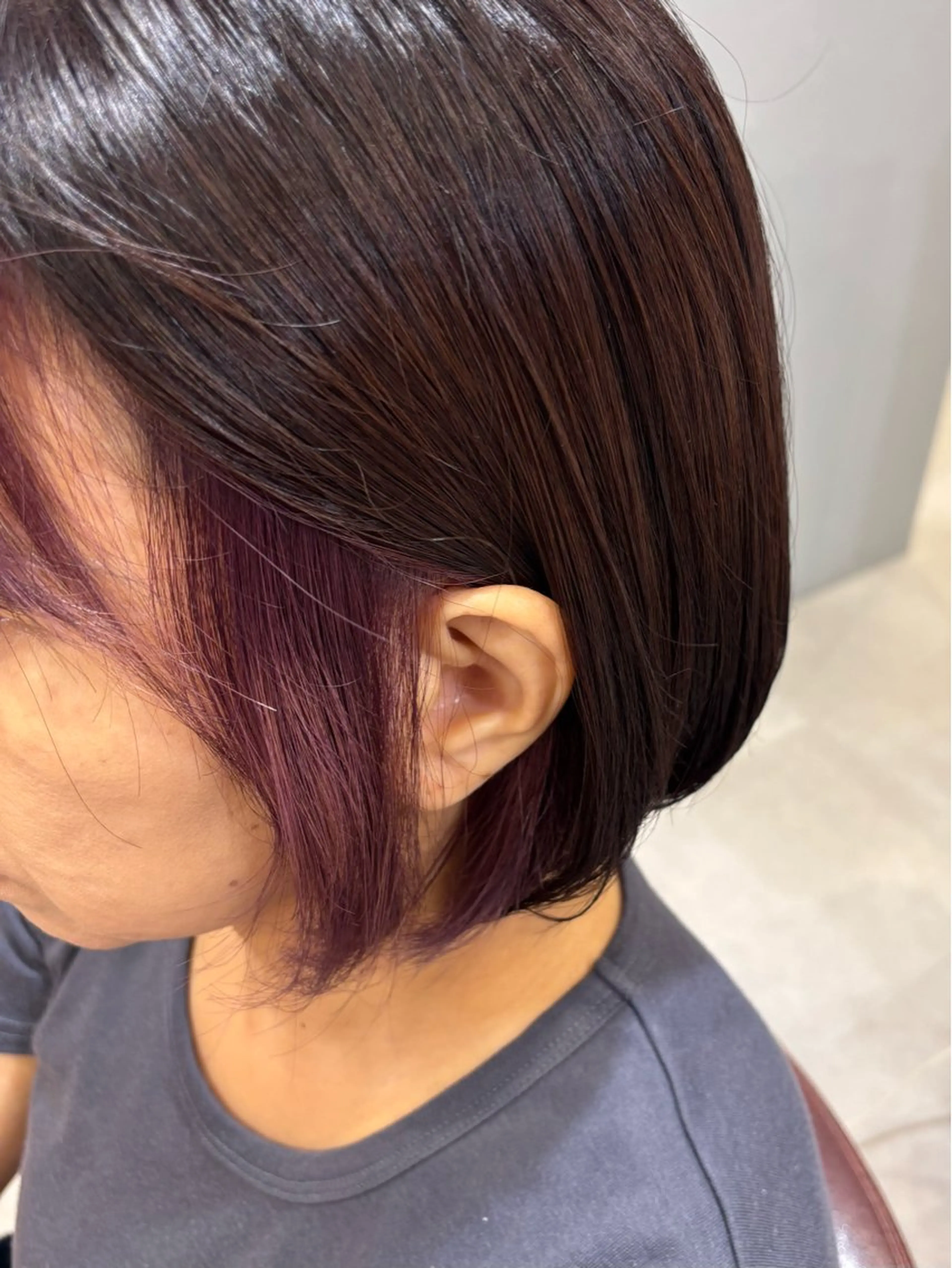 カラー ブリーチ デザインカラー ピンクカラー ピンクパープル ヘアカラー hair&eyelash  Truth所属・川倉 羽未のヘアスタイル