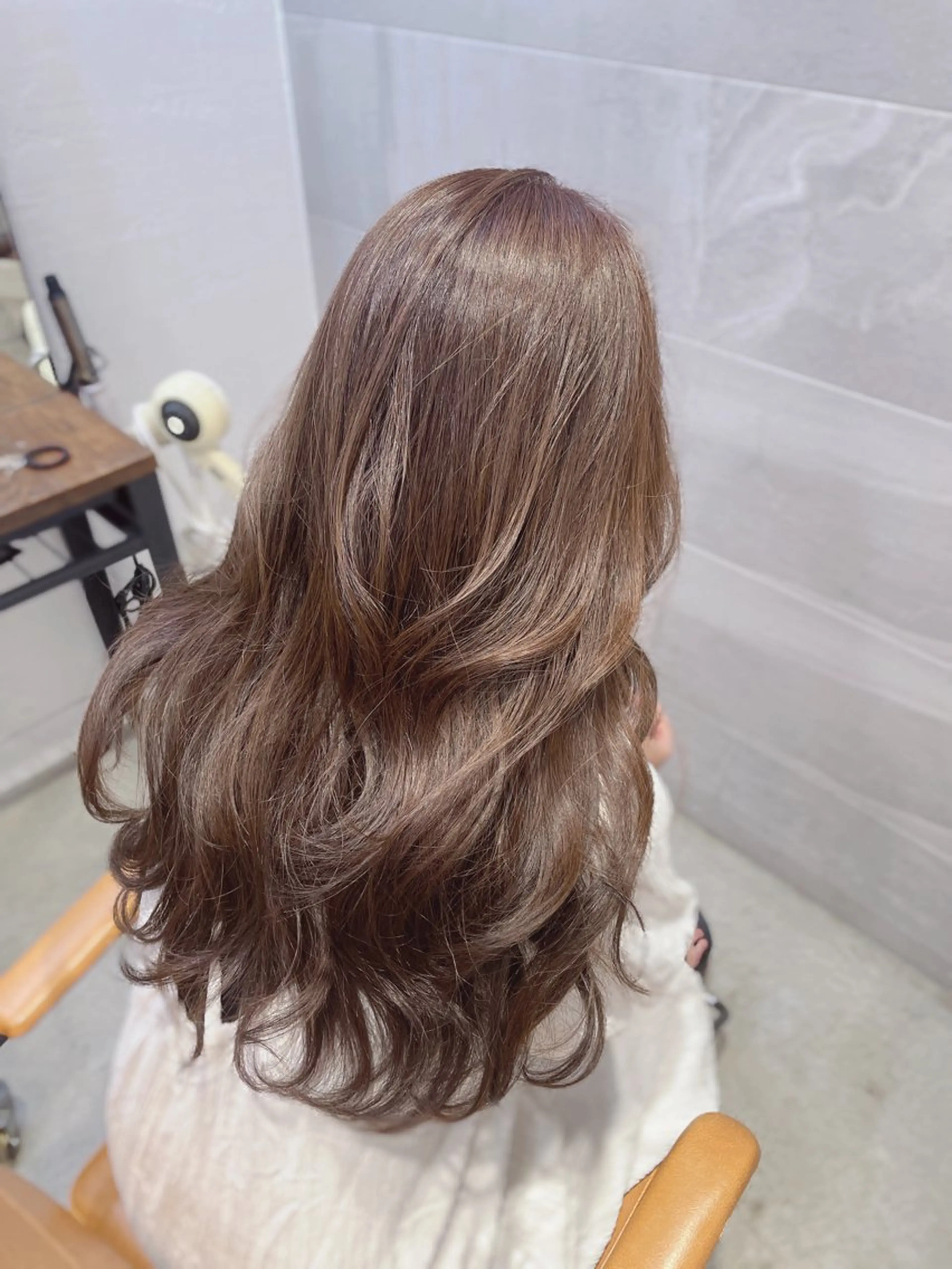 ロング 福間克徳/顔まわり /レイヤーカットのヘアスタイル