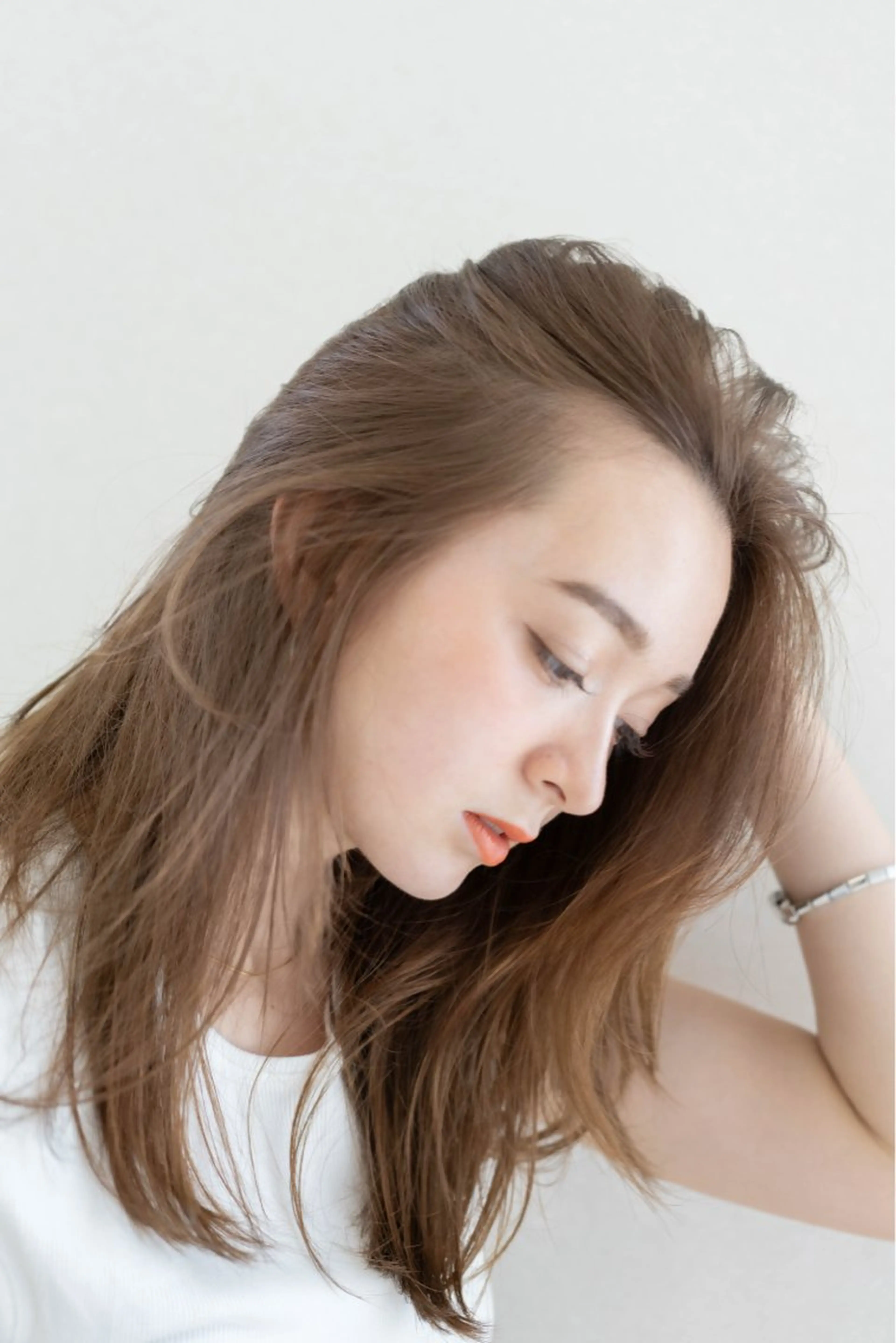 ミディアム カラー ヘアカラー トリートメント COA銀座所属・ブラウンカラー/ グレージュ 村上廉のヘアスタイル