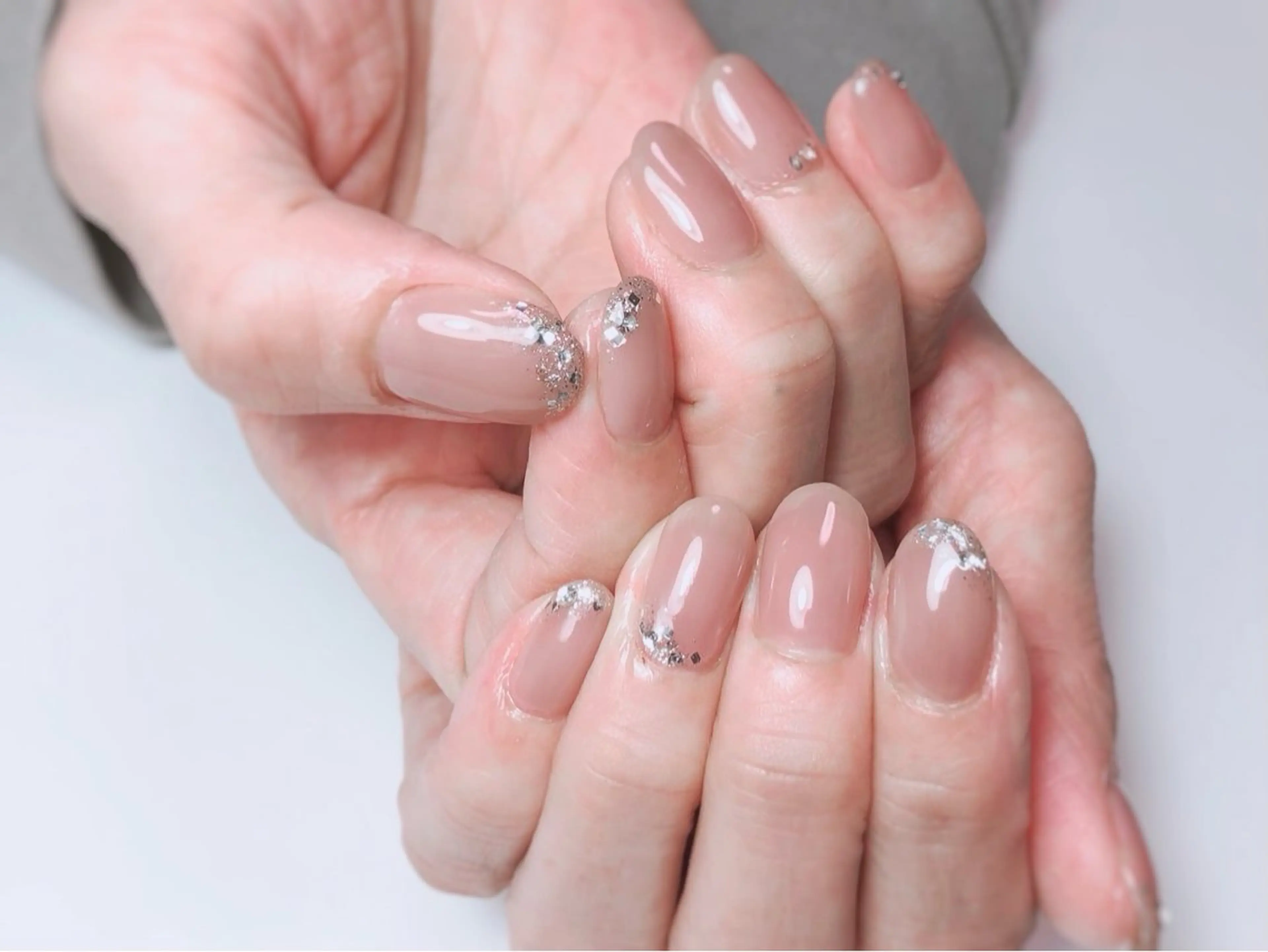 ネイル シンプルネイル atelier in bloomのネイルデザイン