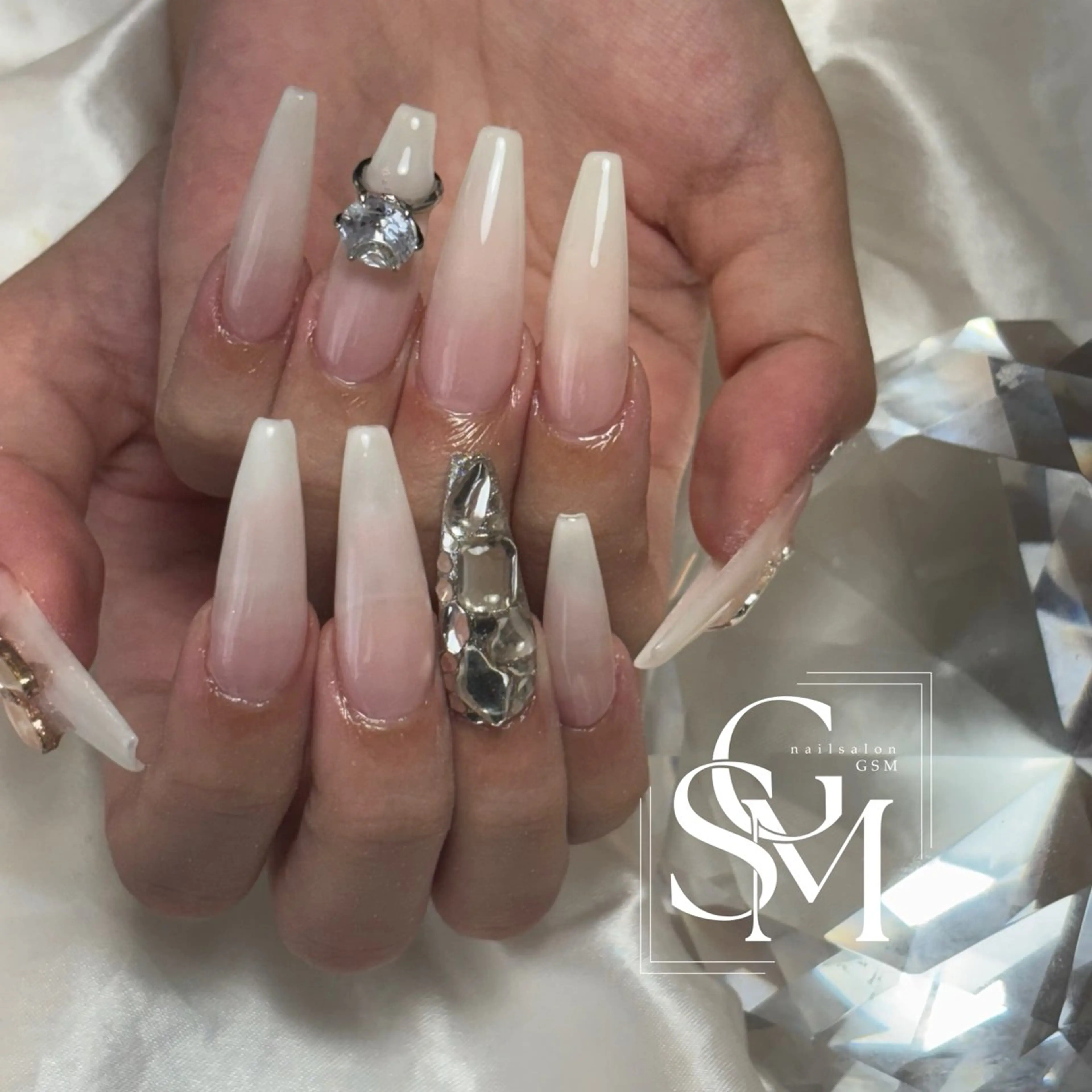 ネイル ハンドネイル nail salon GSMのネイルデザイン