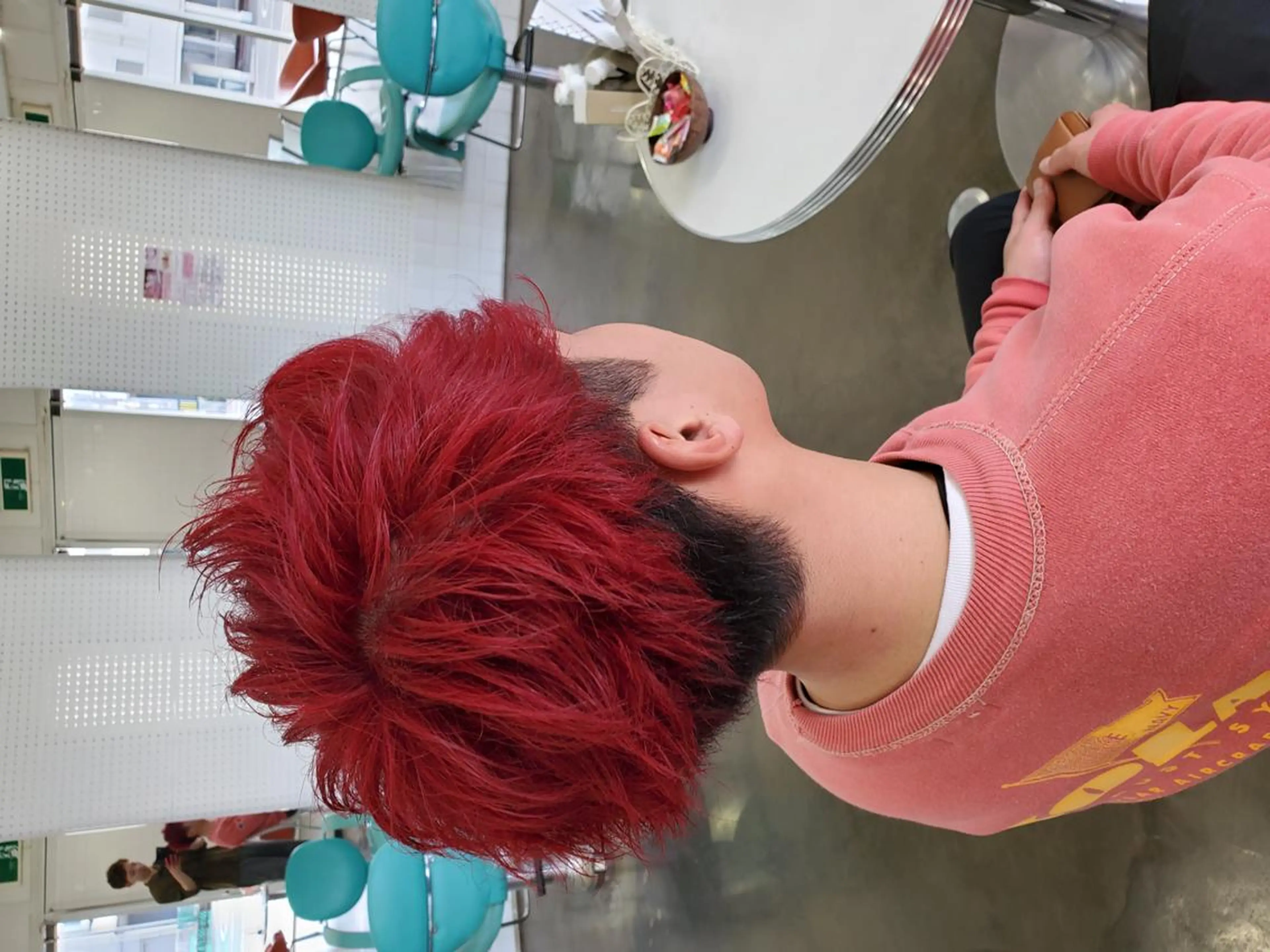 カラー レッドカラー UP-PU ART  HAIRのヘアスタイル