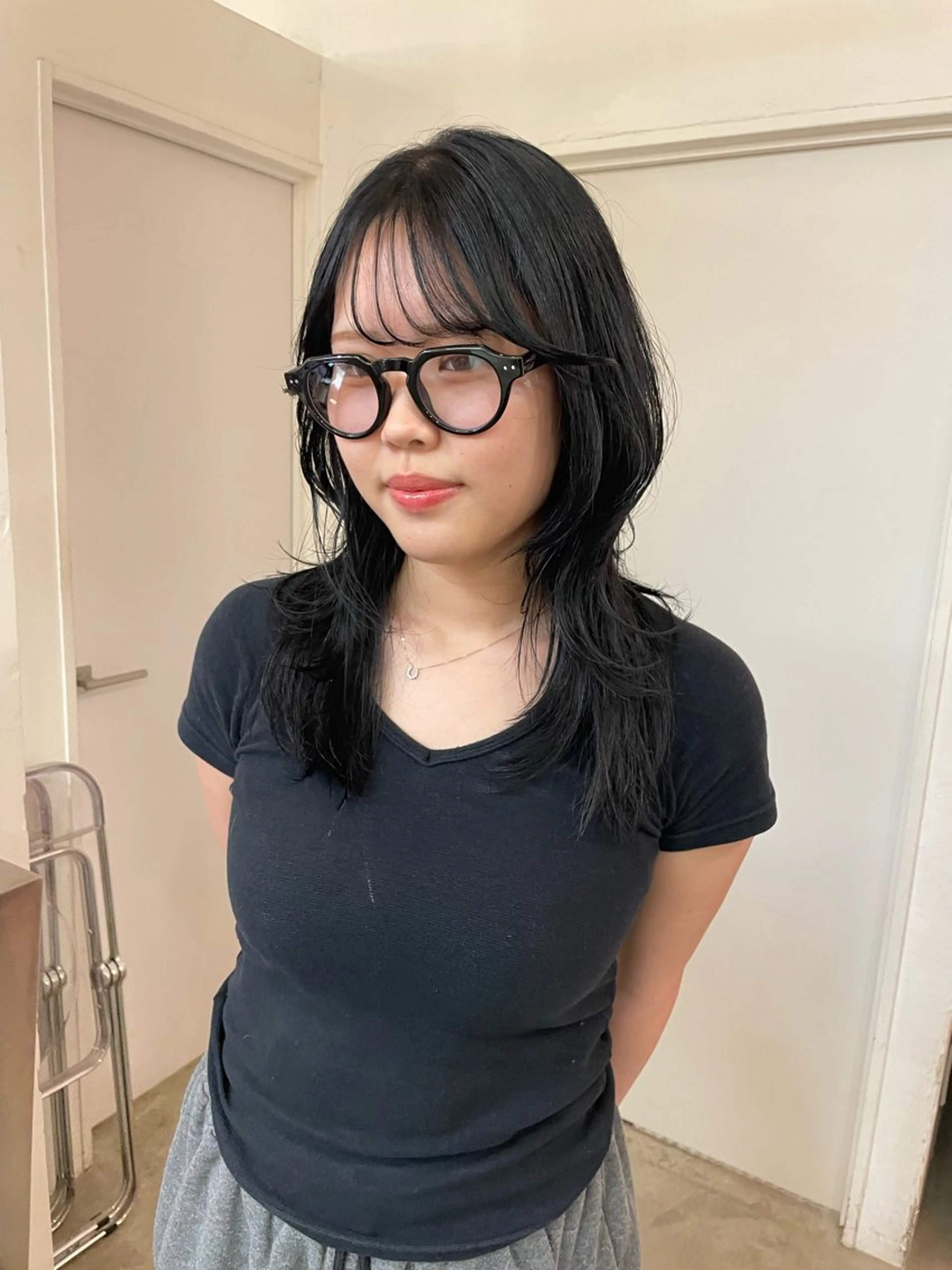 セミロング ハッシュカット HITOMI 福岡カットのヘアスタイル