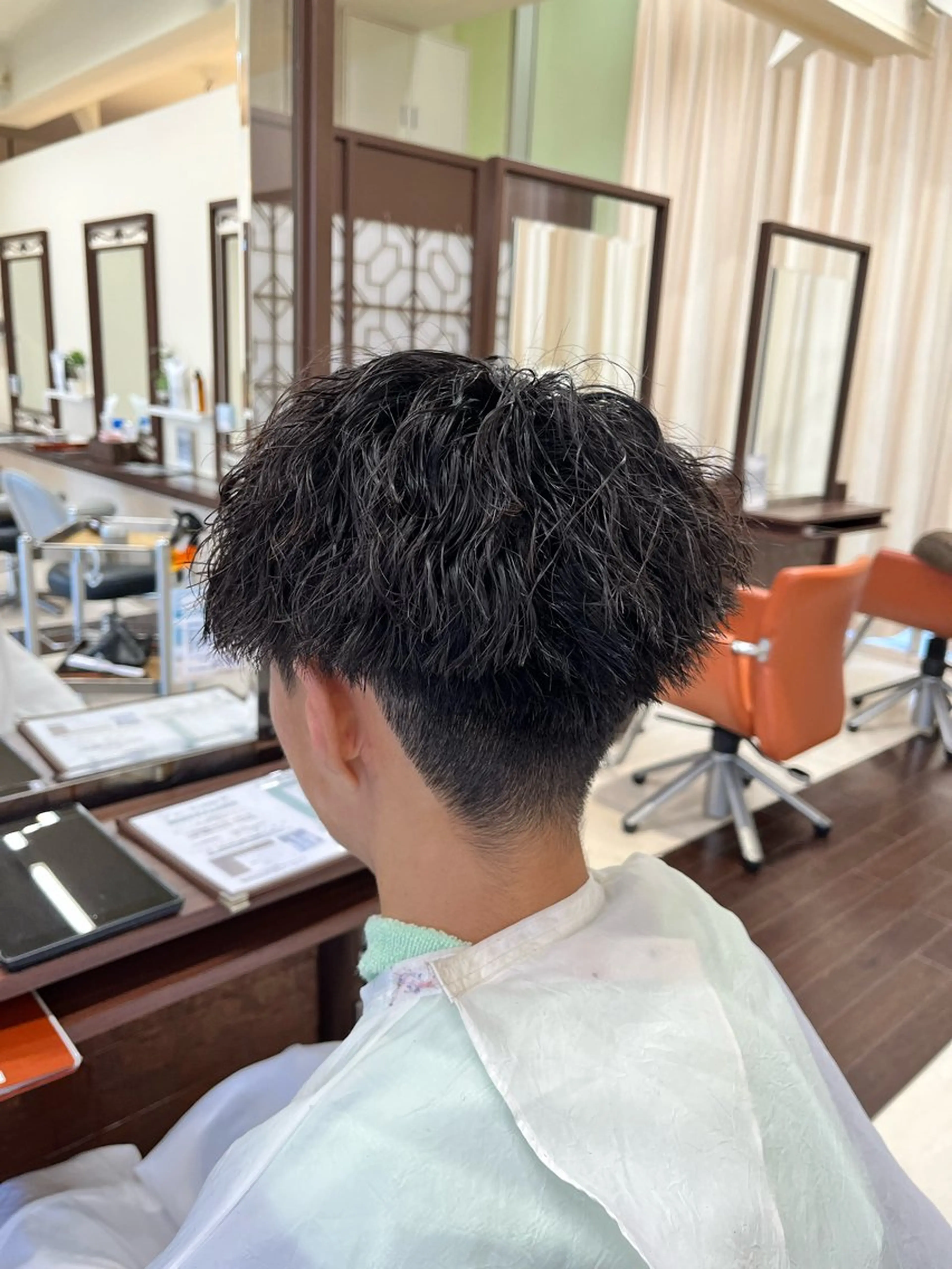ショート パーマ メンズ マッシュ メンズパーマ ツイストスパイラルパーマ スパイラルパーマ AROH  men's cut&men's perm 船橋店所属・🧊メンズ特化🧊 高木航希のヘアスタイル