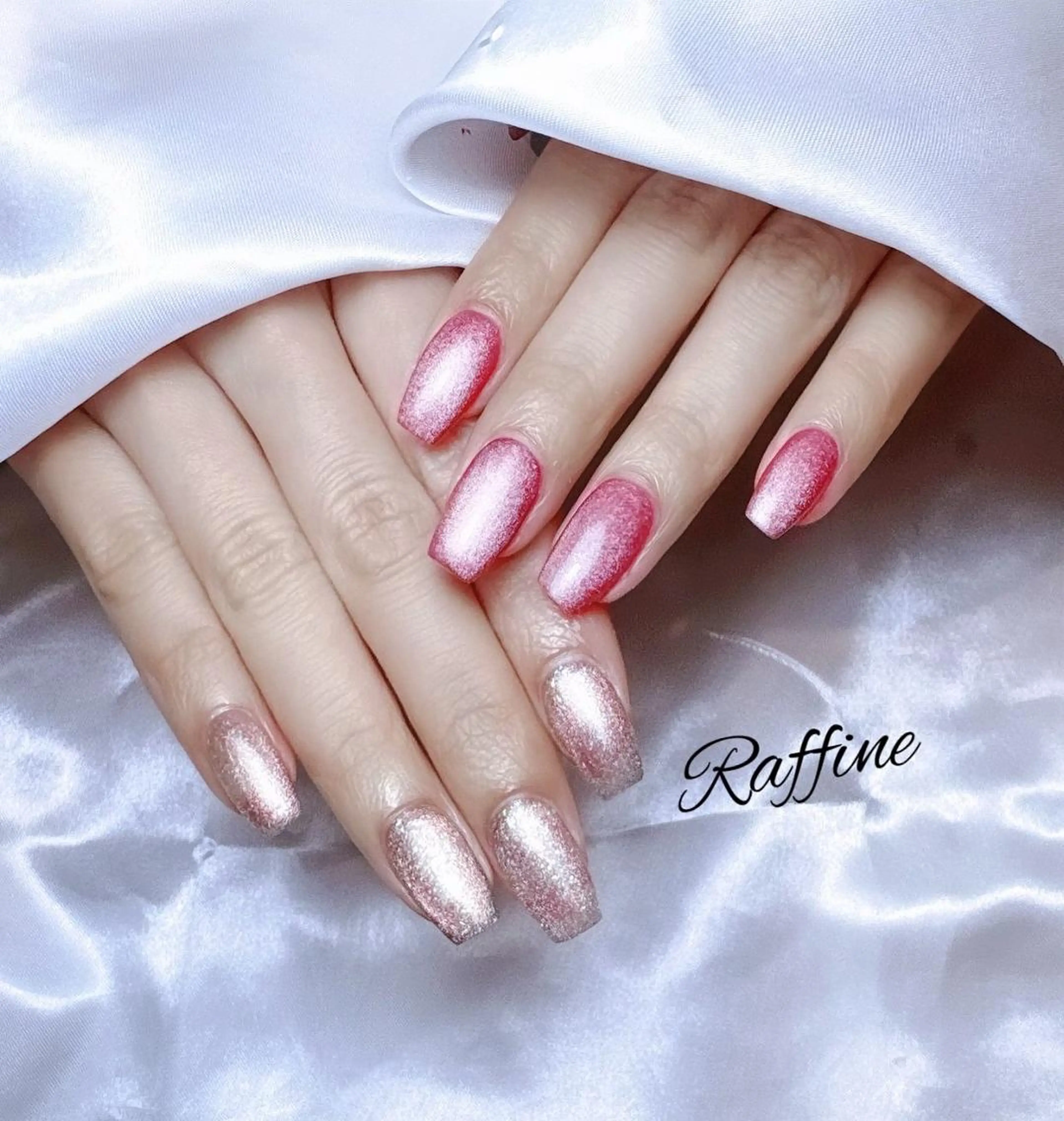ネイル ハンドネイル RAFFINE haru🦋🩵のネイルデザイン