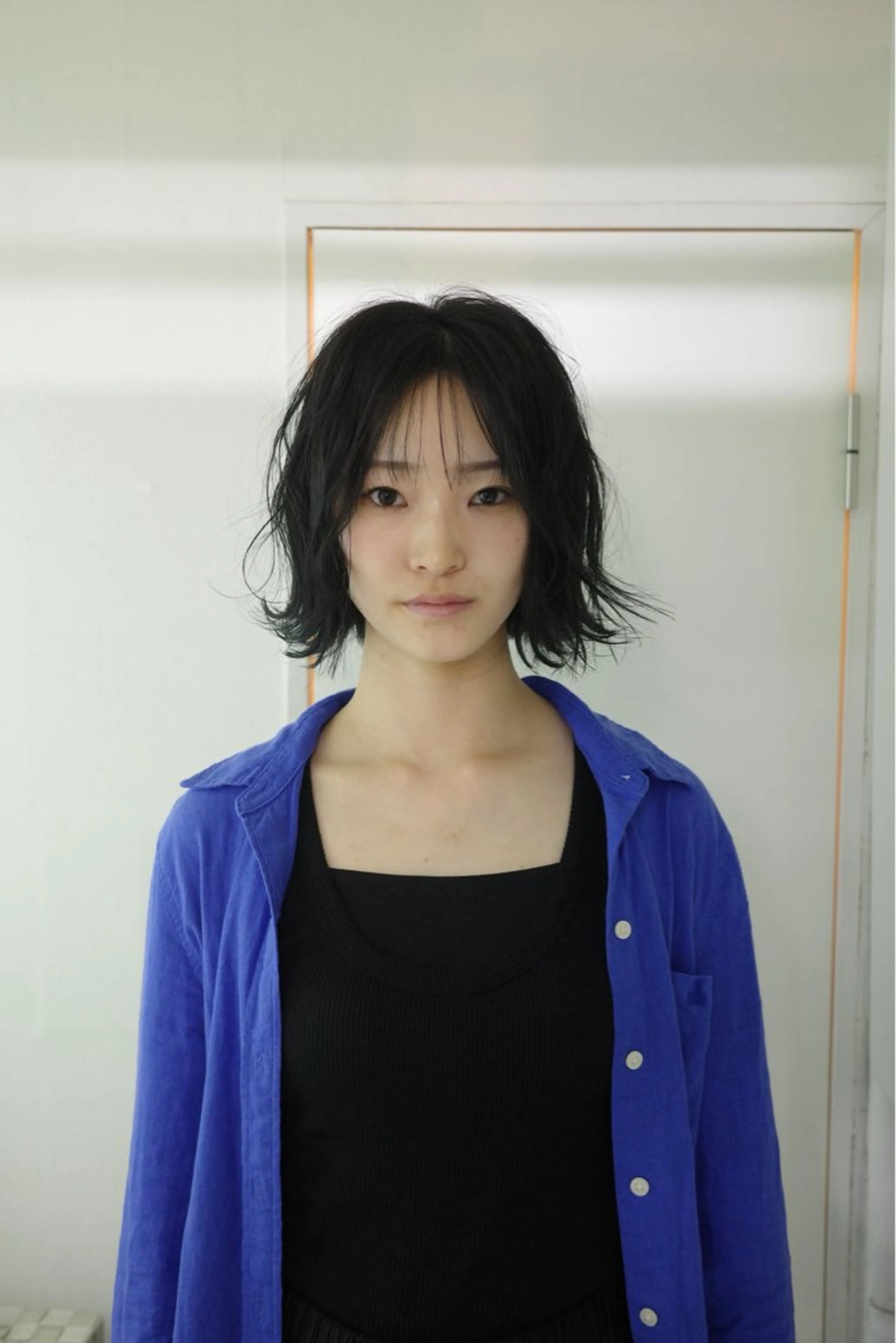 ミディアム カラー ヘアアレンジ ミディアムレイヤー ミディアムパーマ ベージュカラー ブリーチ 抜きっぱなしブロンド カット トリートメント opus 店長大和 レイヤー/赤み消しのヘアスタイル