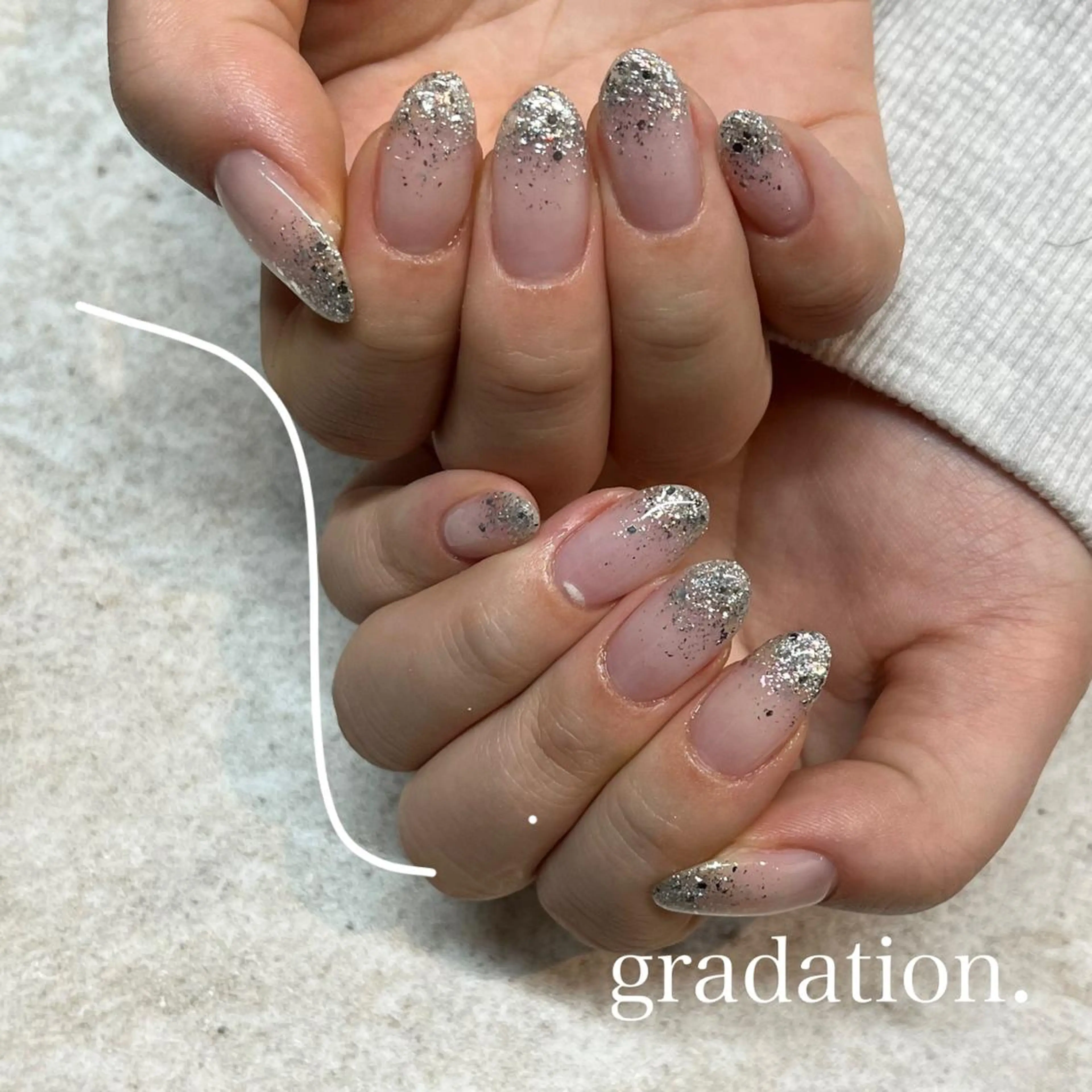 ネイル キラキラネイル ラメ(グリッター) ラメグラデーション tener 🧋yume🧋のネイルデザイン