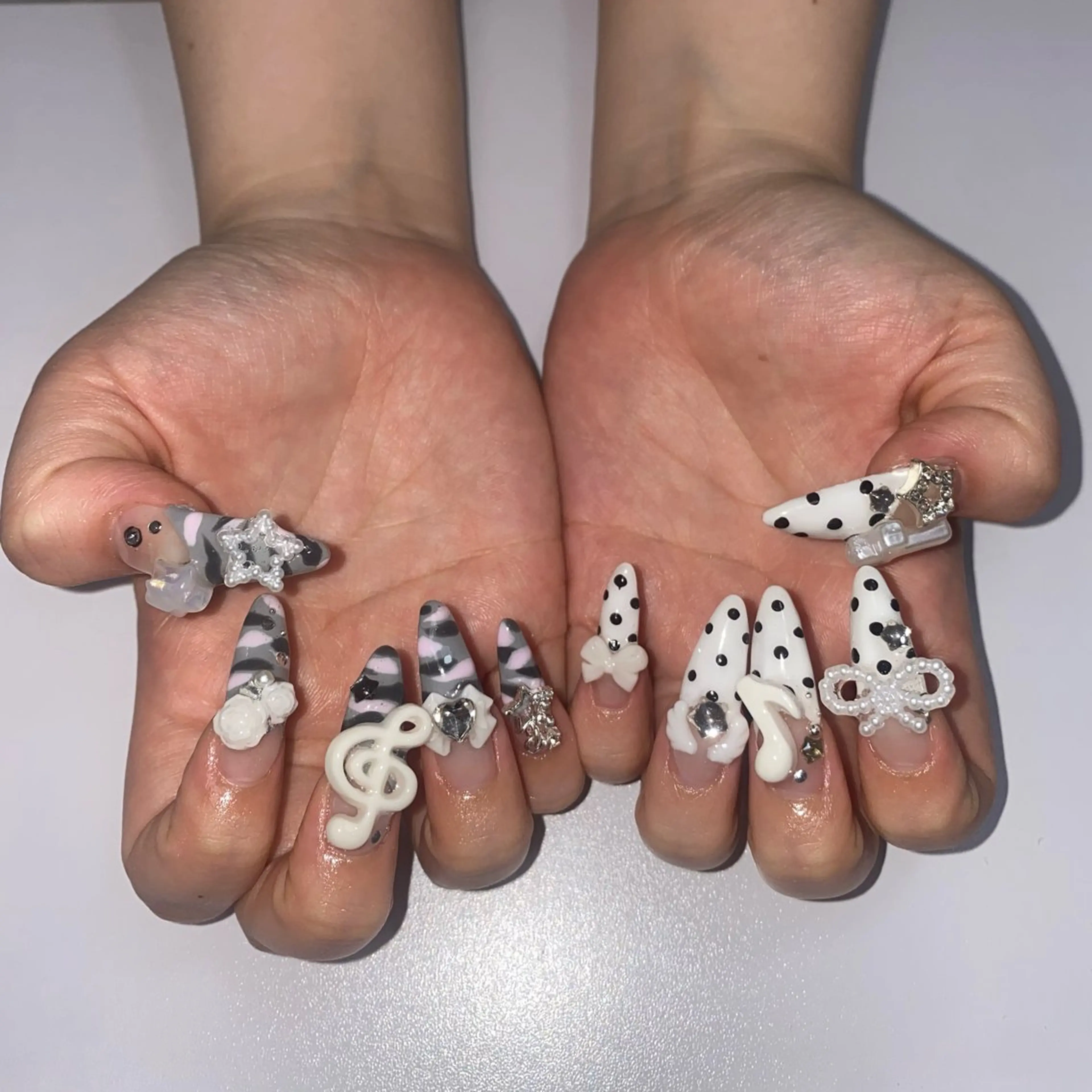 ネイル ハンドネイル haku. kanaのネイルデザイン