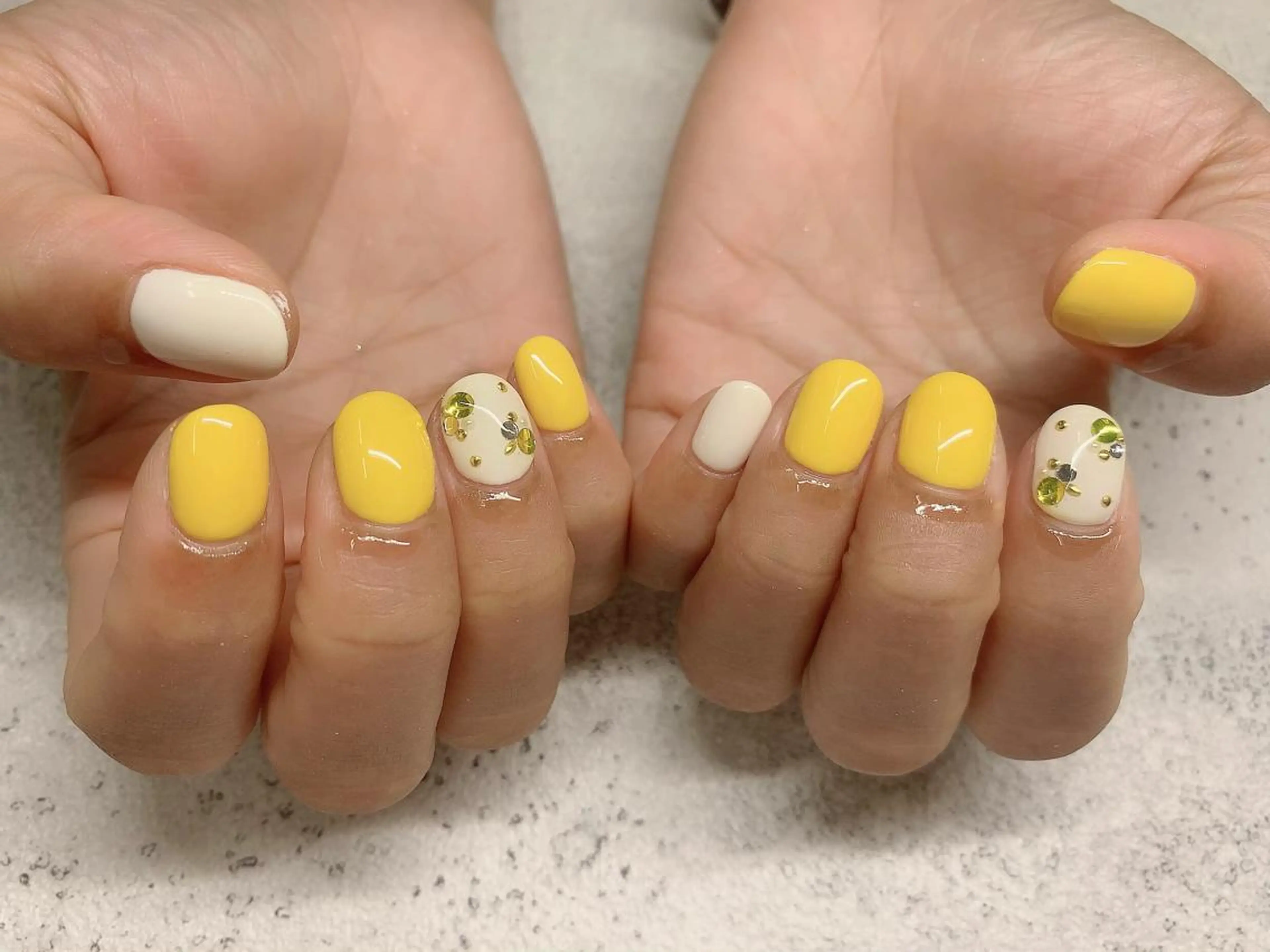 ネイル ハンドネイル ハンドケア Muse nail USUIのネイルデザイン