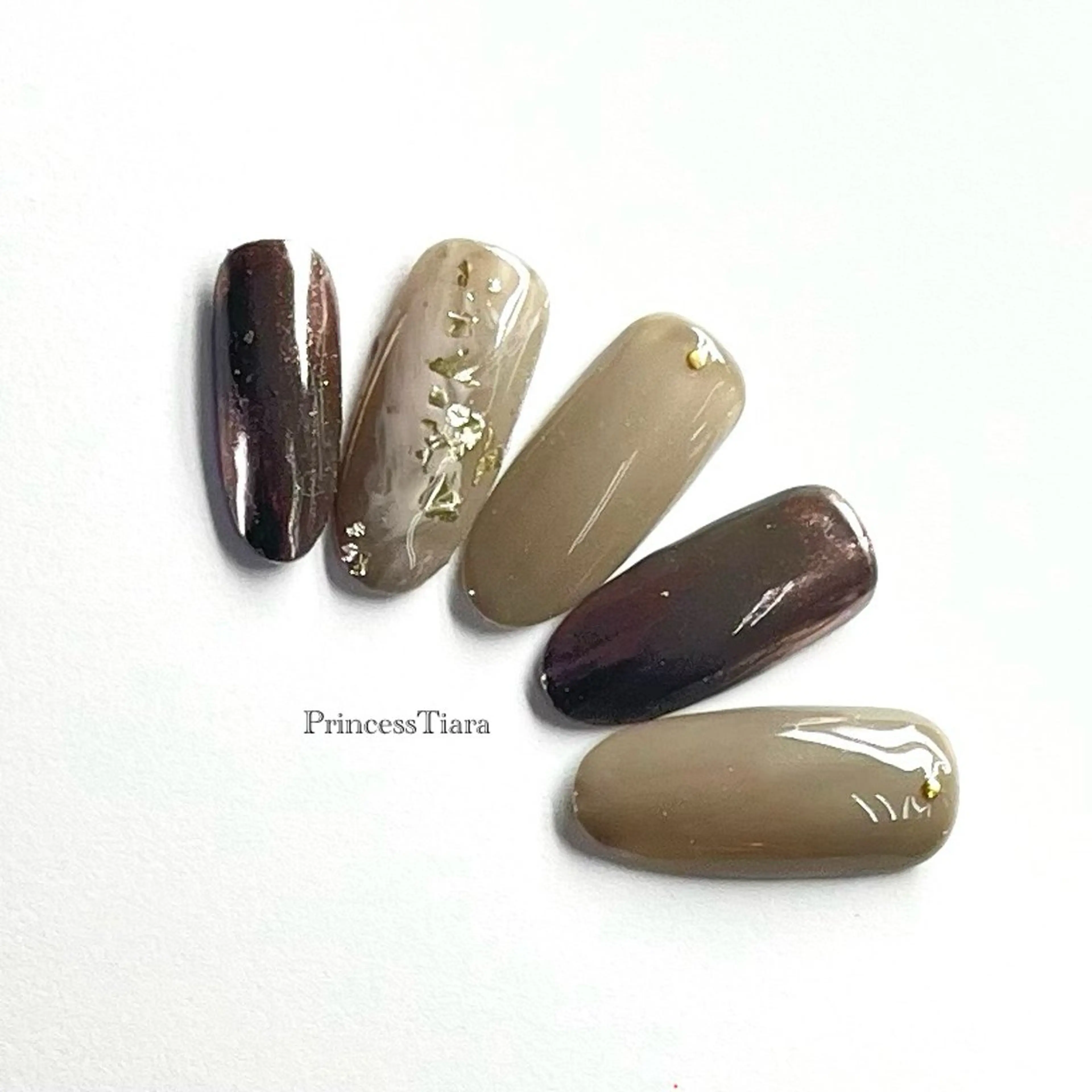 ネイル Grantulle collegeのネイルデザイン