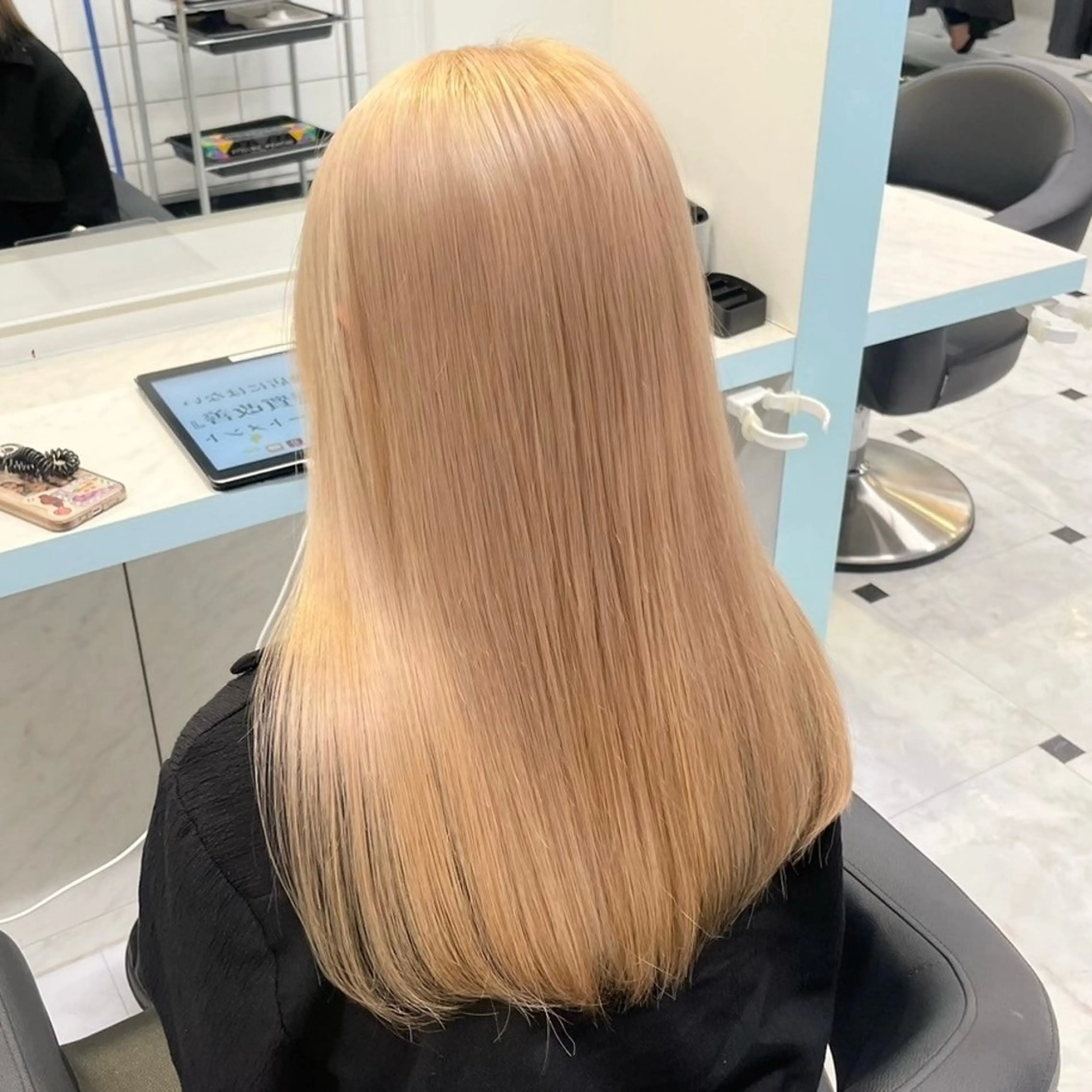 ミディアム カラー 🎀🧁ダメージレス 艶髪カラー🧁🎀のヘアスタイル