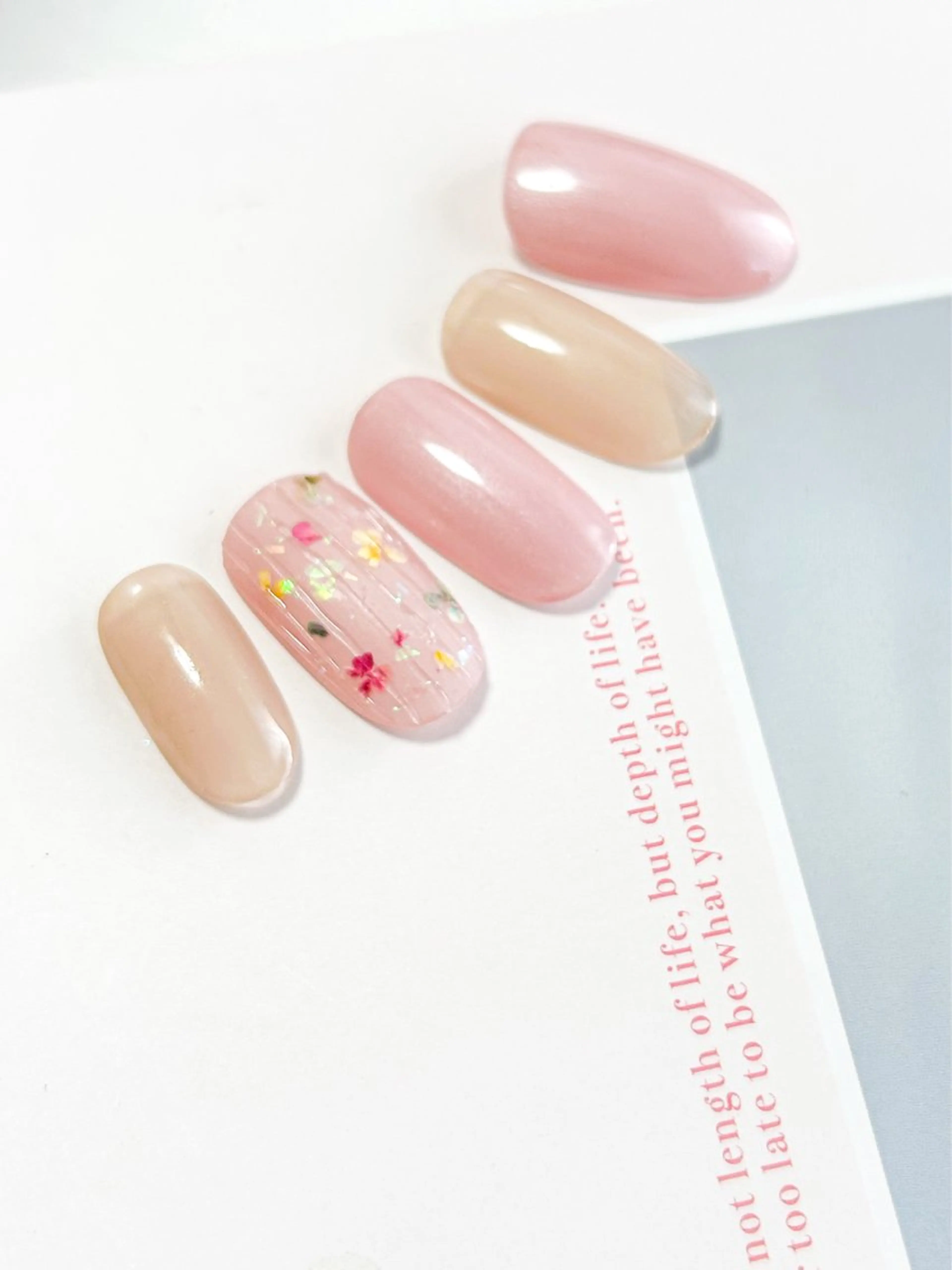 ネイル Lilly nail Mikuのネイルデザイン