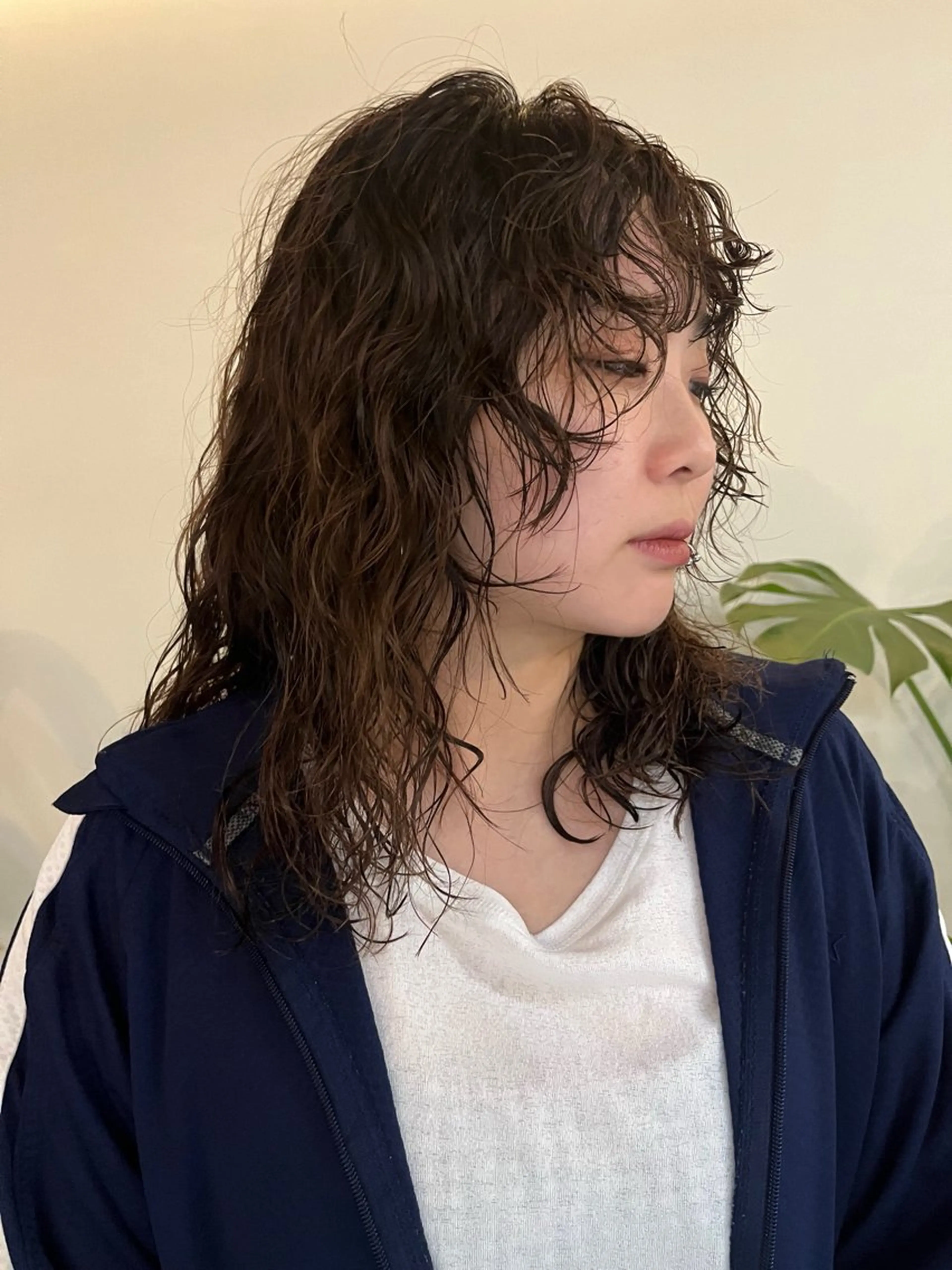 セミロング カット パーマ レイヤーカット/ウル フ　chinatsuのヘアスタイル