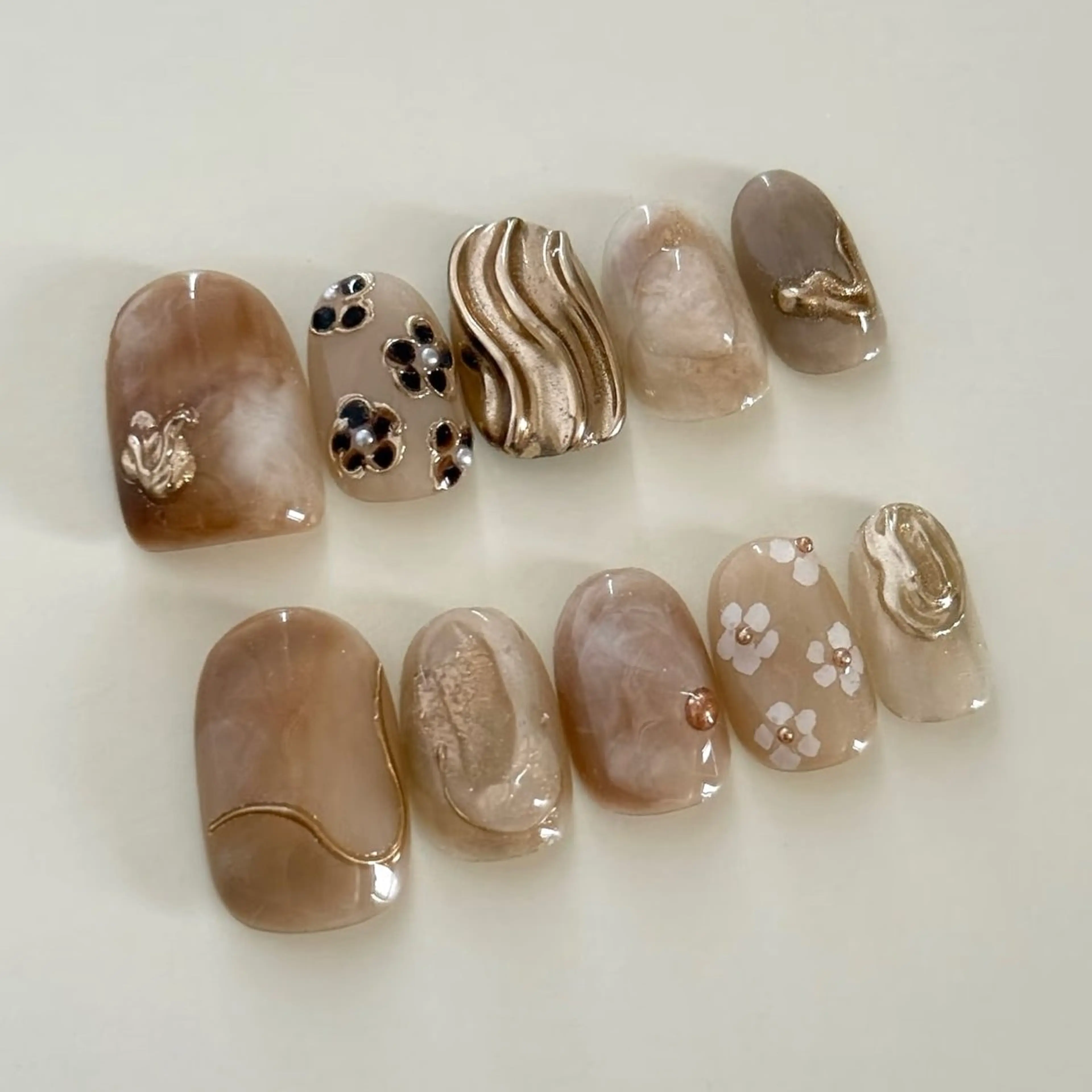 ネイル ニュアンスネイル ネイリスト ミクのネイルデザイン