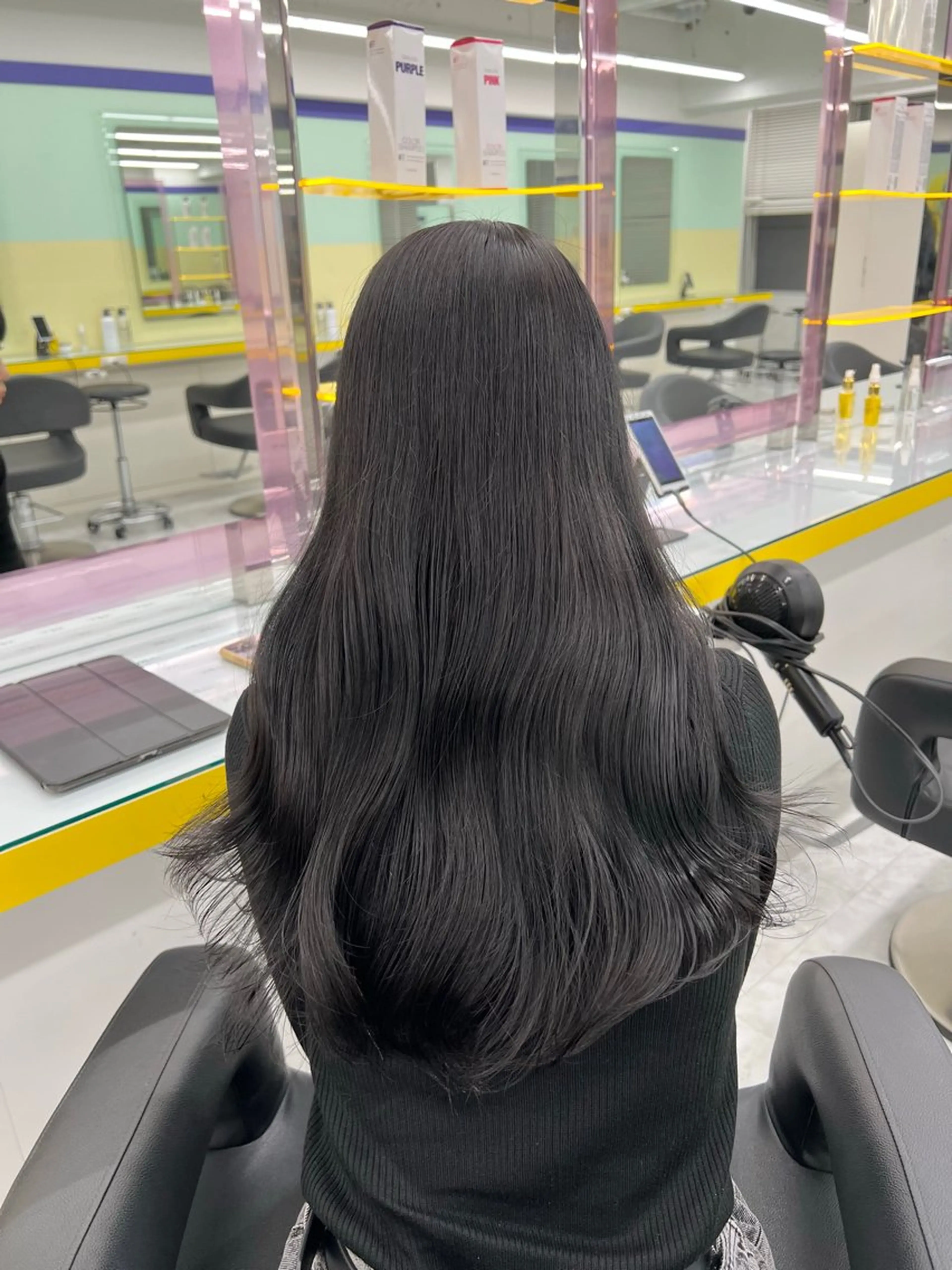 ロング 💍レイヤーカット 艶髪💍亘紘輝のヘアスタイル
