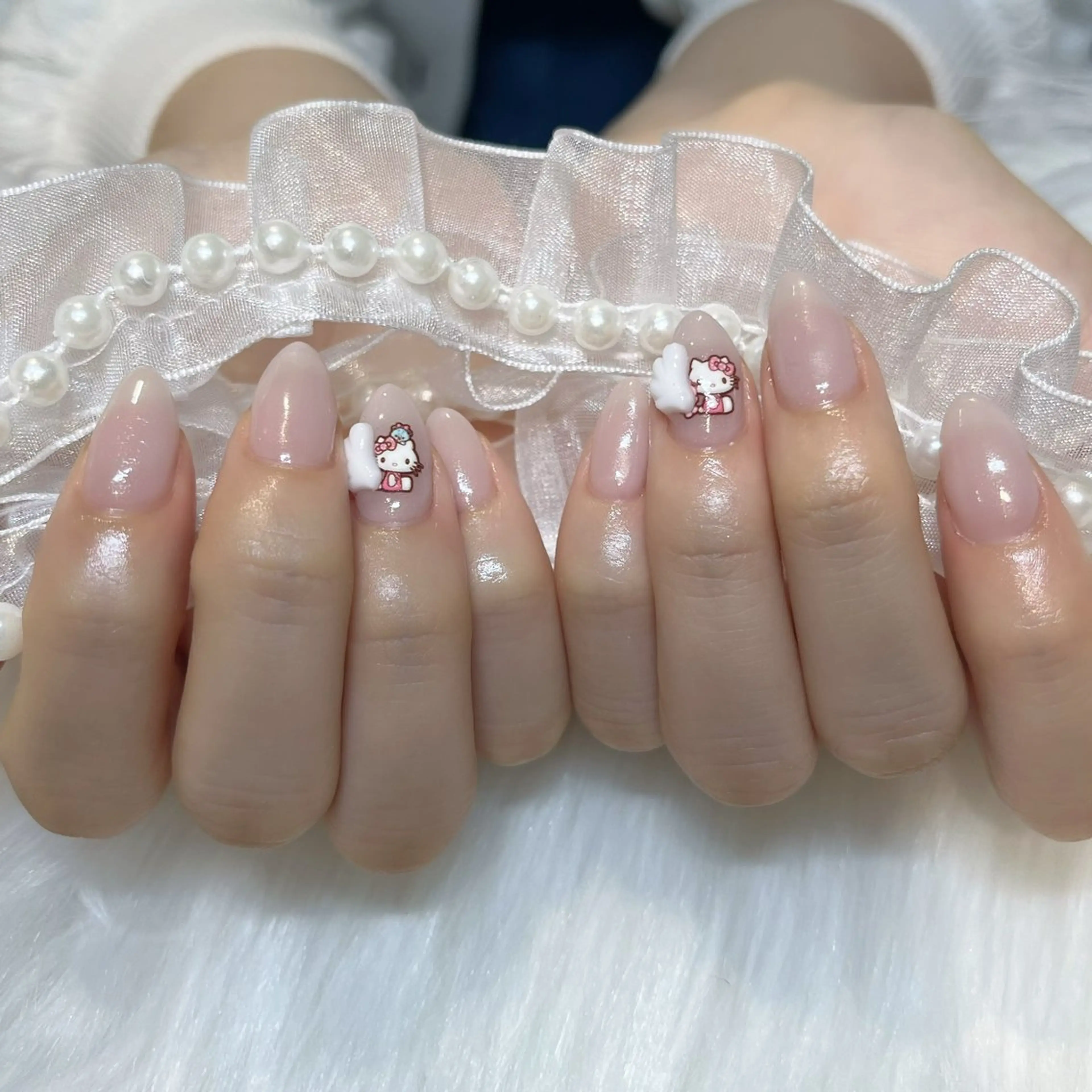 ネイル アートネイル ガーリー 韓国ネイル 持ち込み ワンホンネイル ハンドネイル KOKONA 🎀のネイルデザイン