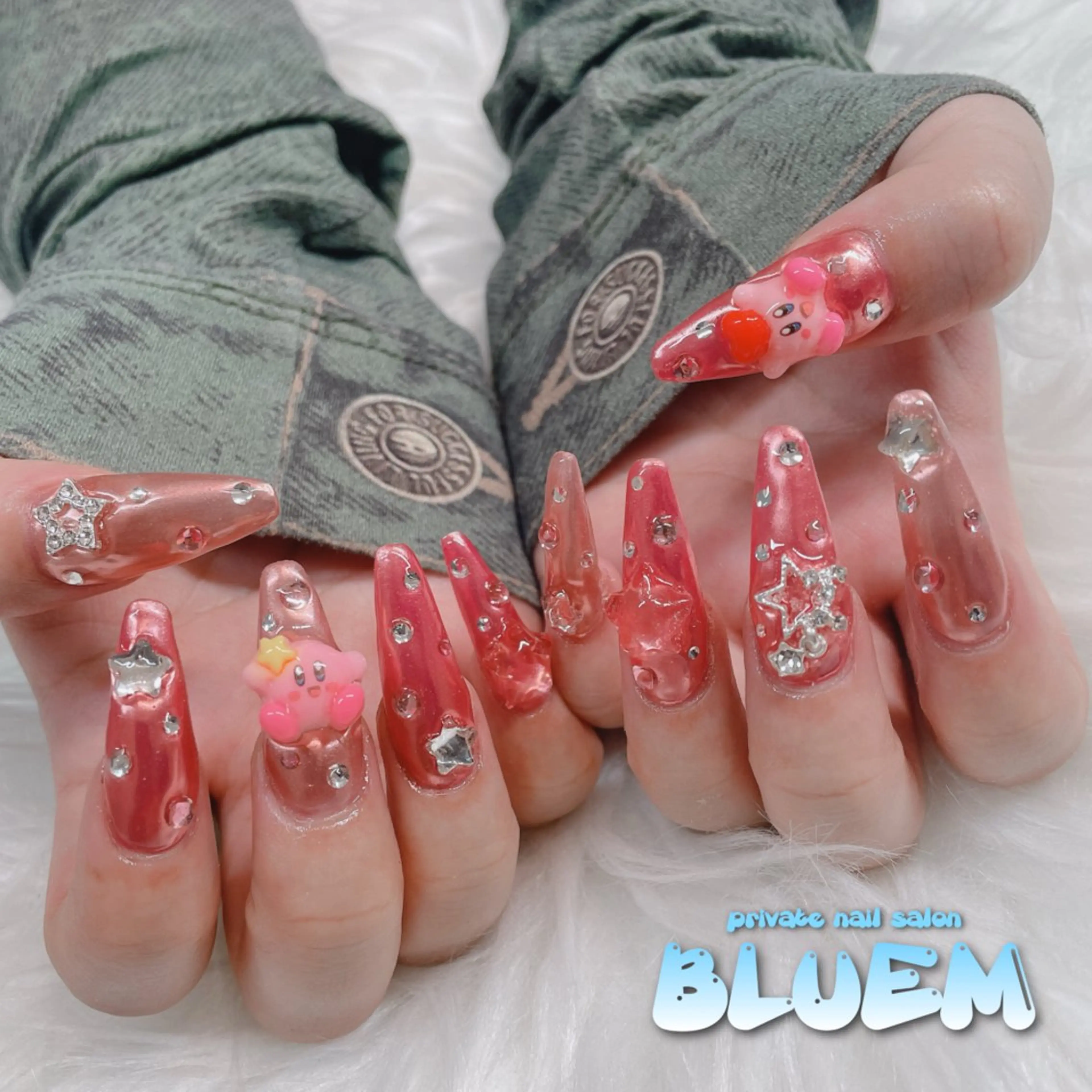 ネイル ミラーネイル ハンドネイル BLUEM所属・BLUEM さやかのネイルデザイン