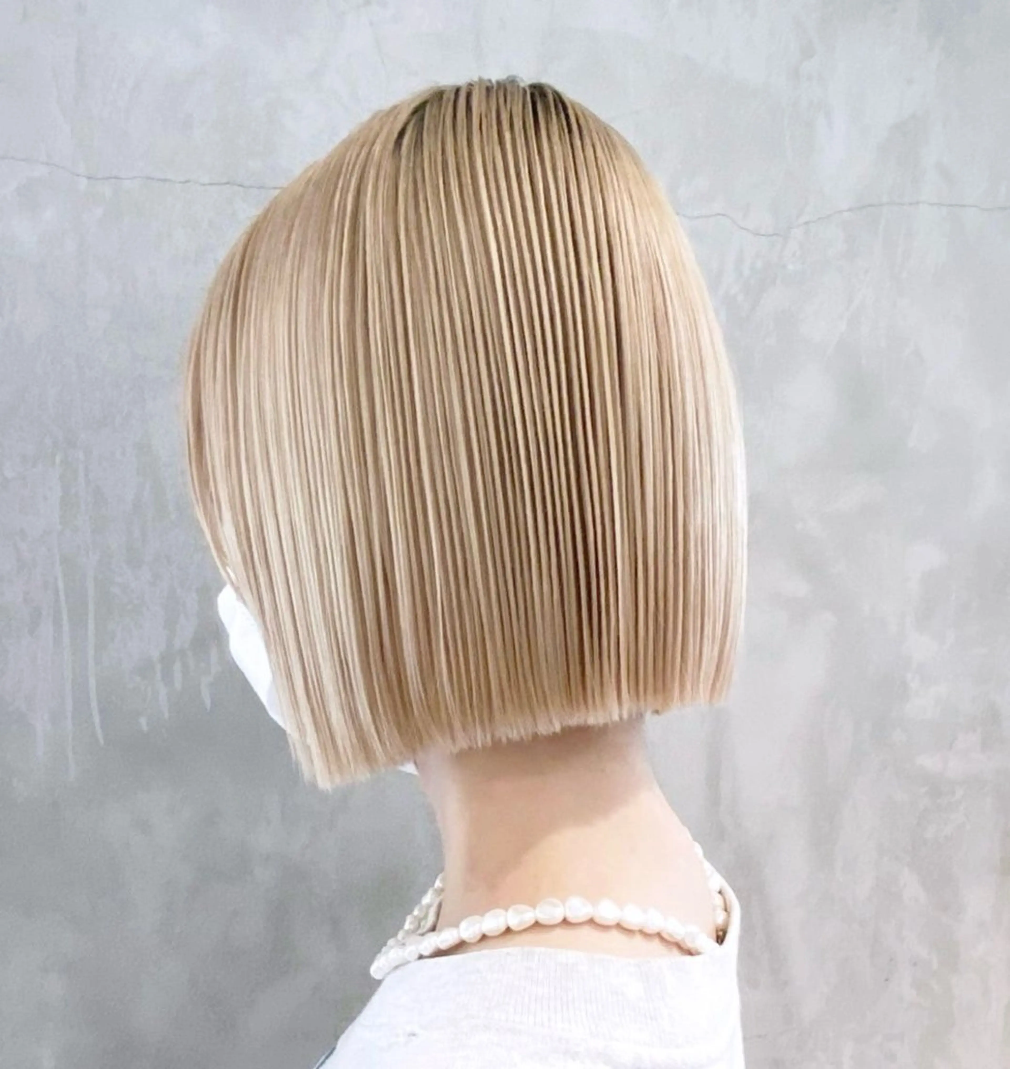 カラー ブリーチ ブロンド 川瀬 京祐のヘアスタイル