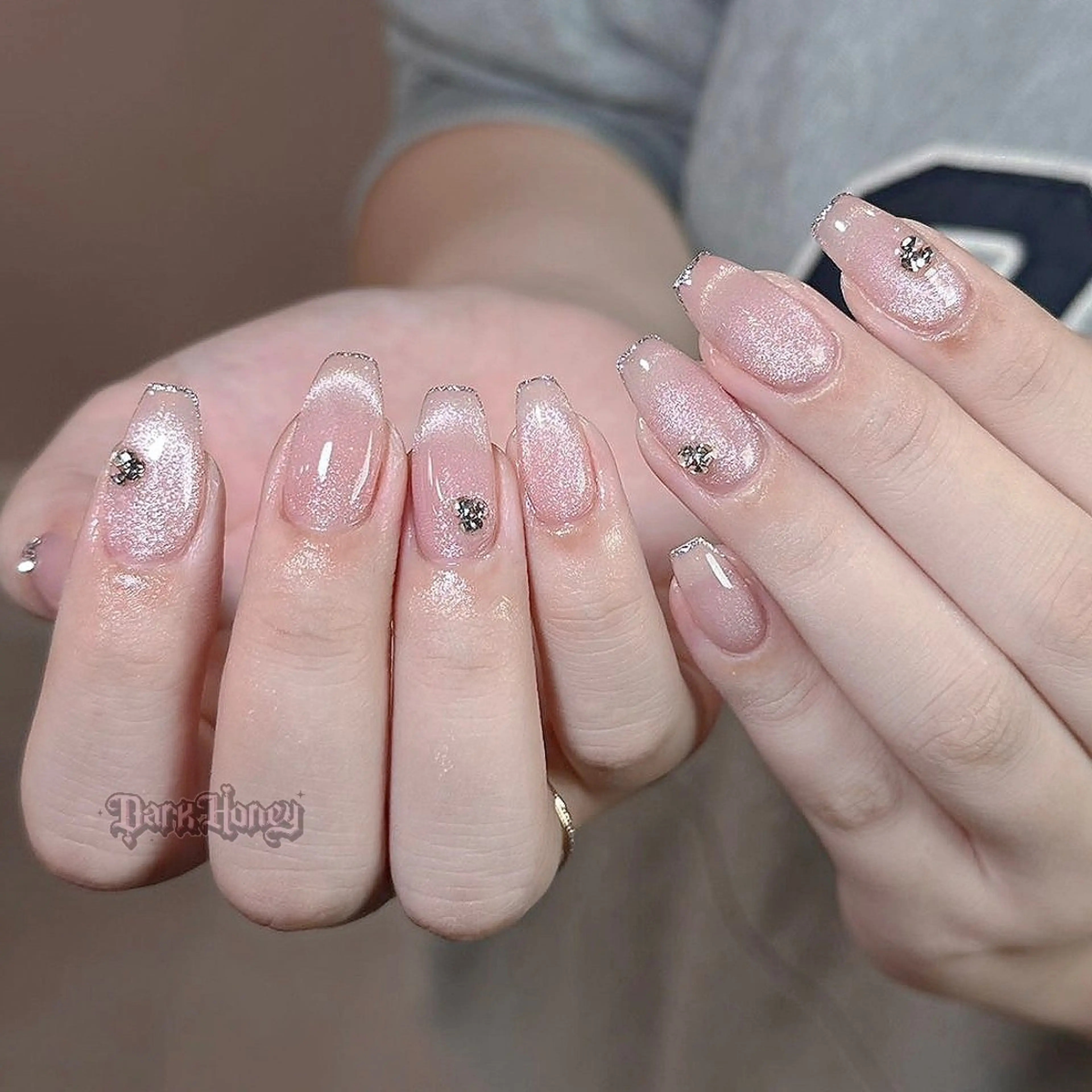 ネイル ハンドネイル Dark Honey Susuのネイルデザイン