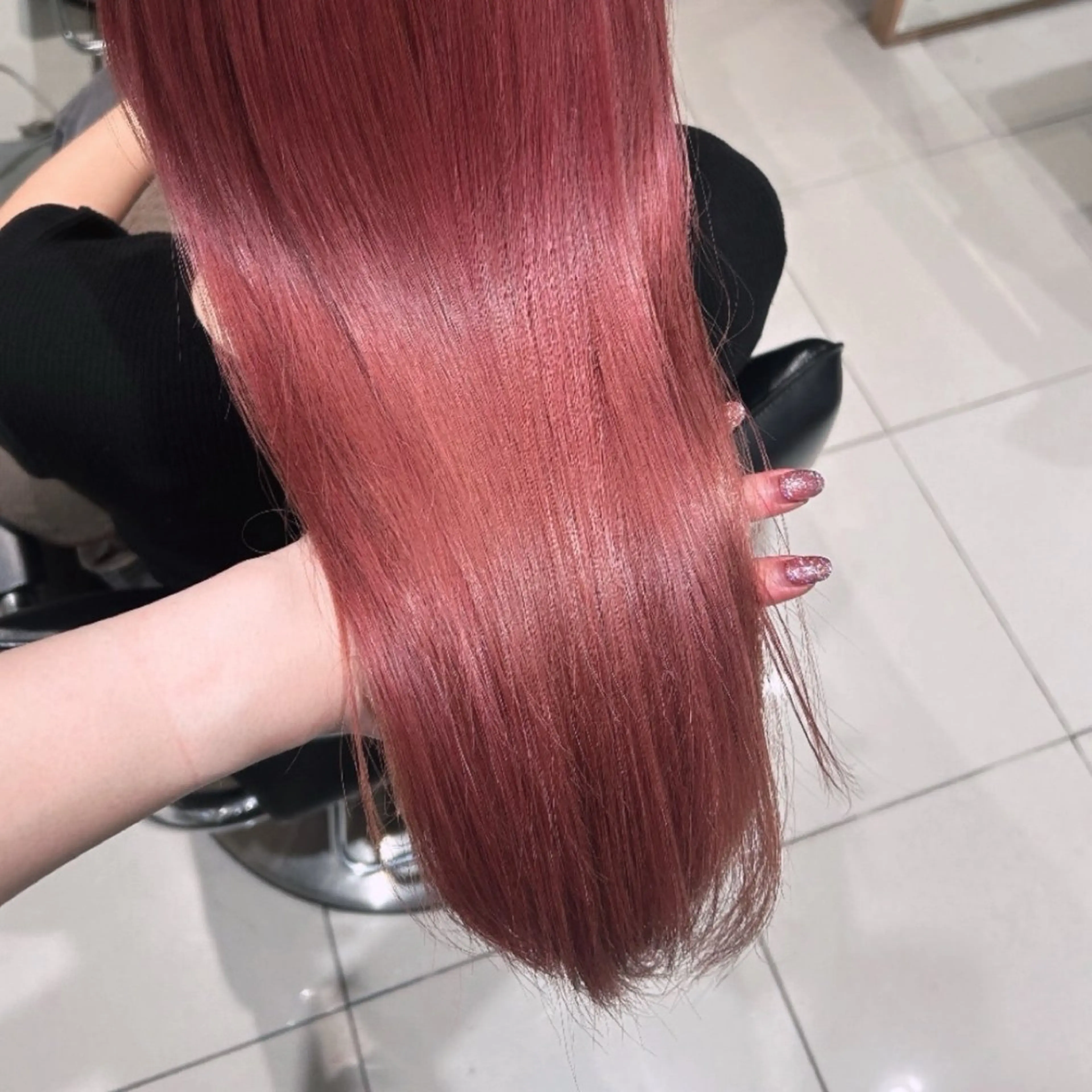 カラー ︎︎🌟韓国艶カラー ︎🌟璃奈 (リナ)のヘアスタイル