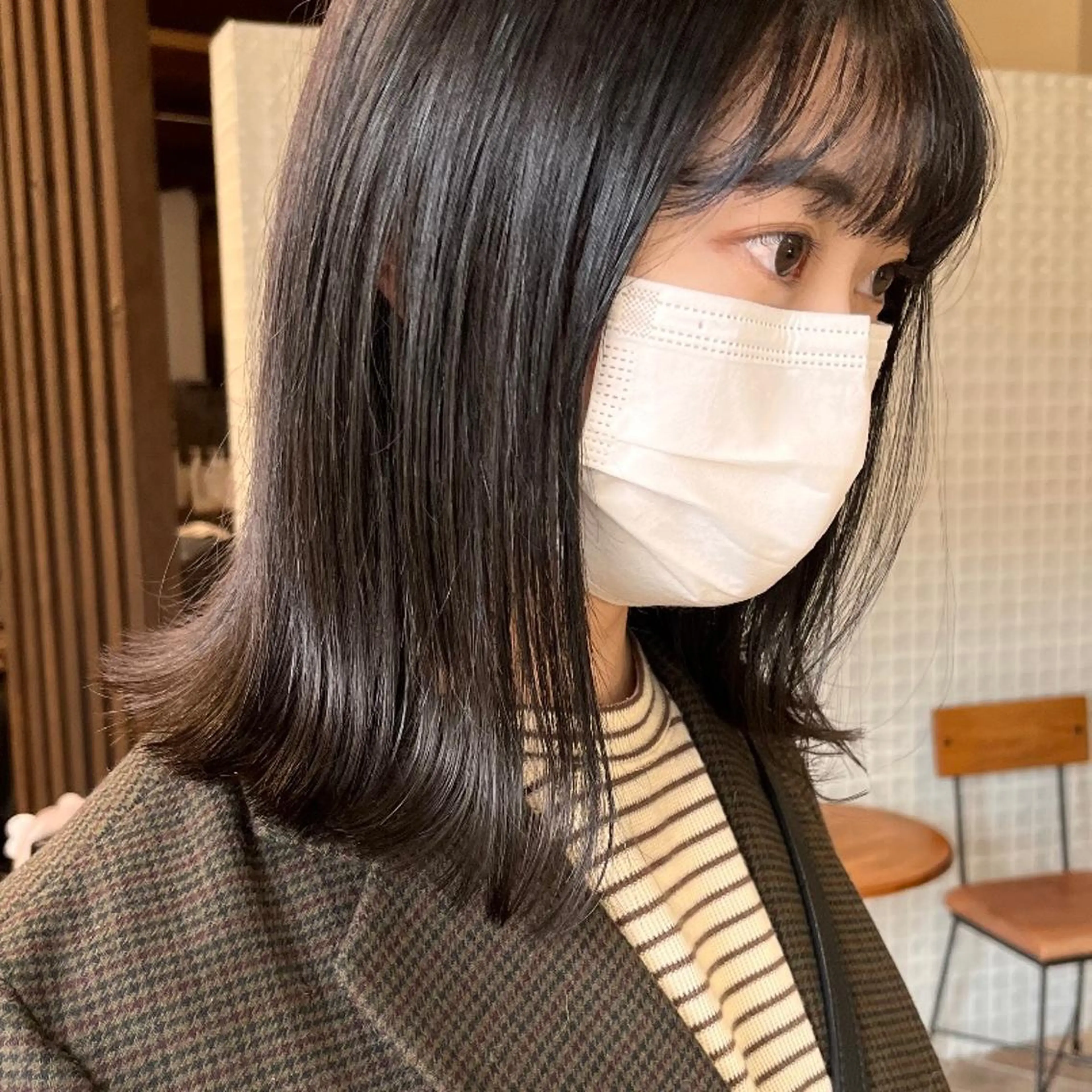 ミディアム 中村 友香のヘアスタイル