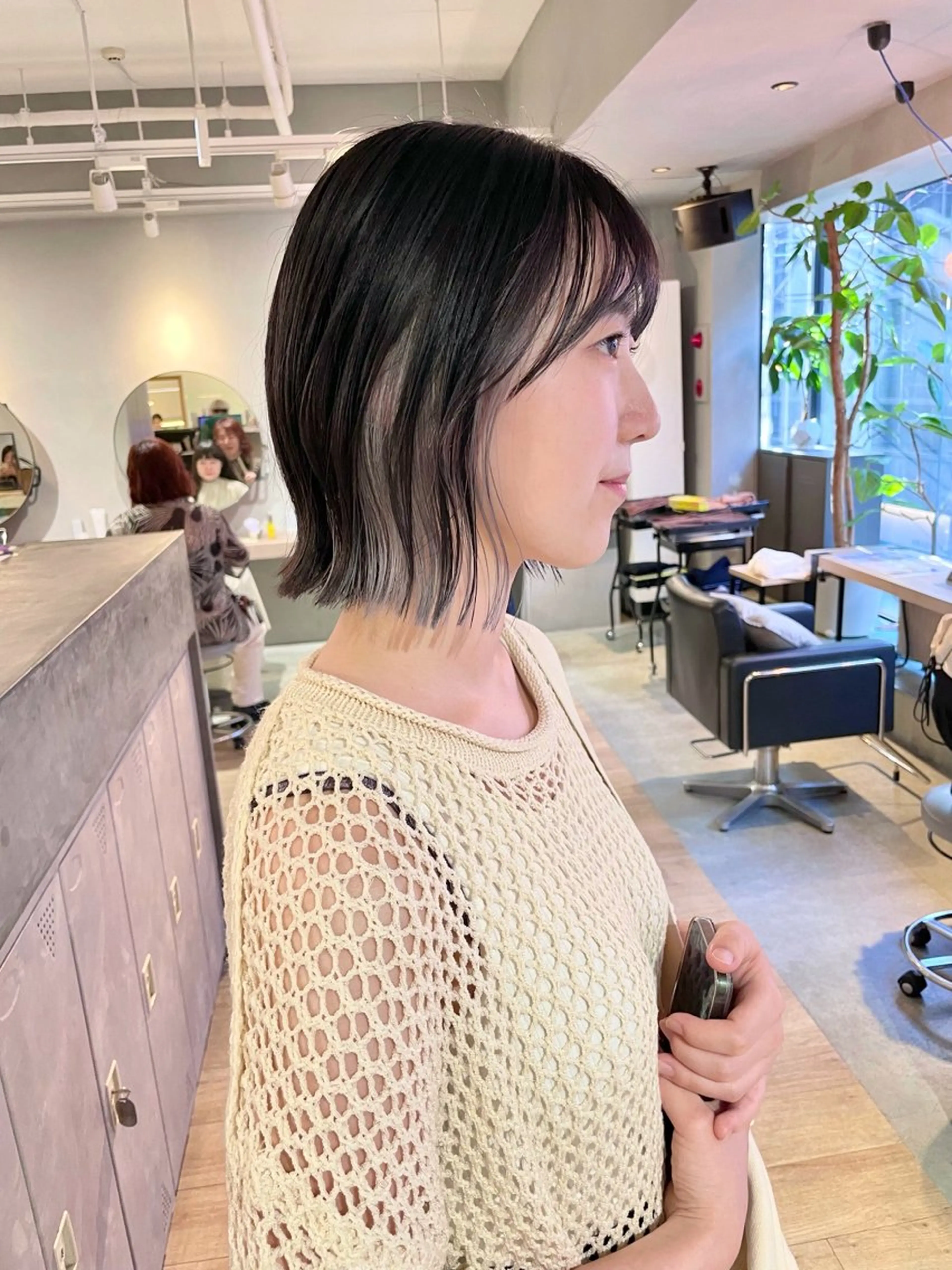 ショート カラー カット ヘアカラー ぱつっとボブ 古家 佑真のヘアスタイル