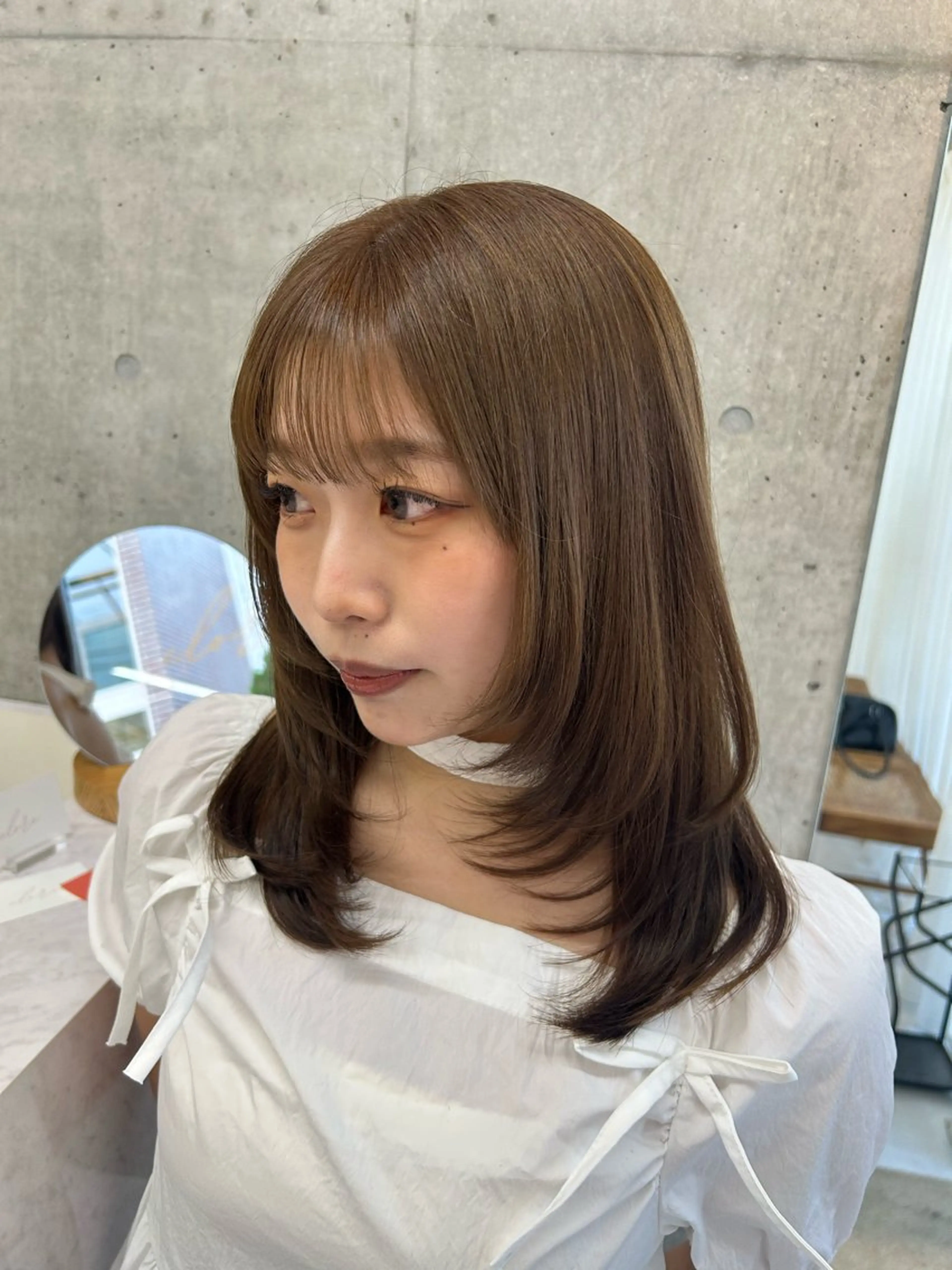 セミロング レイヤーカット カット ヘアカラー トリートメント Lomalia Yuukaのヘアスタイル