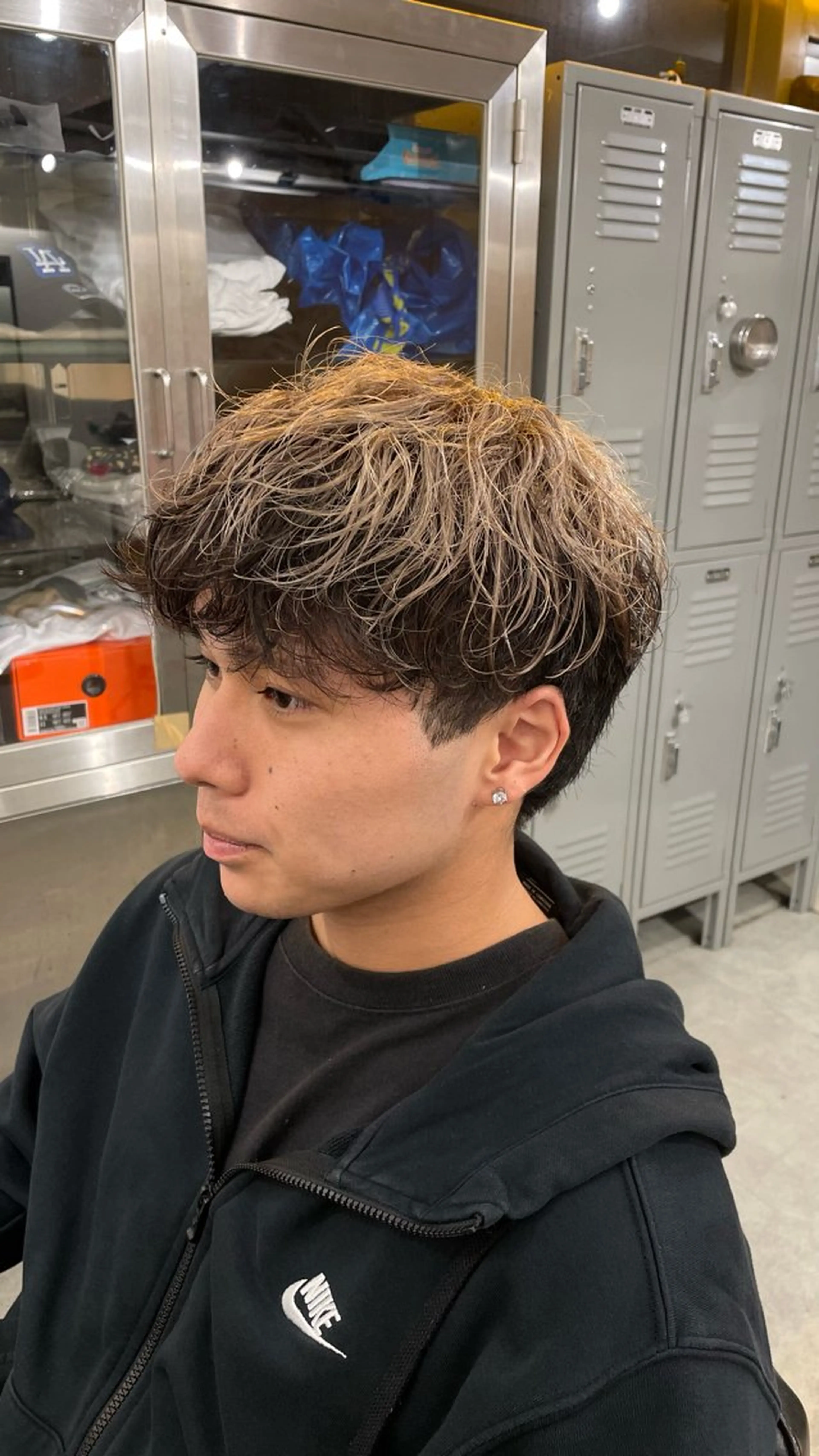 カラー fifth 阿部楓のヘアスタイル