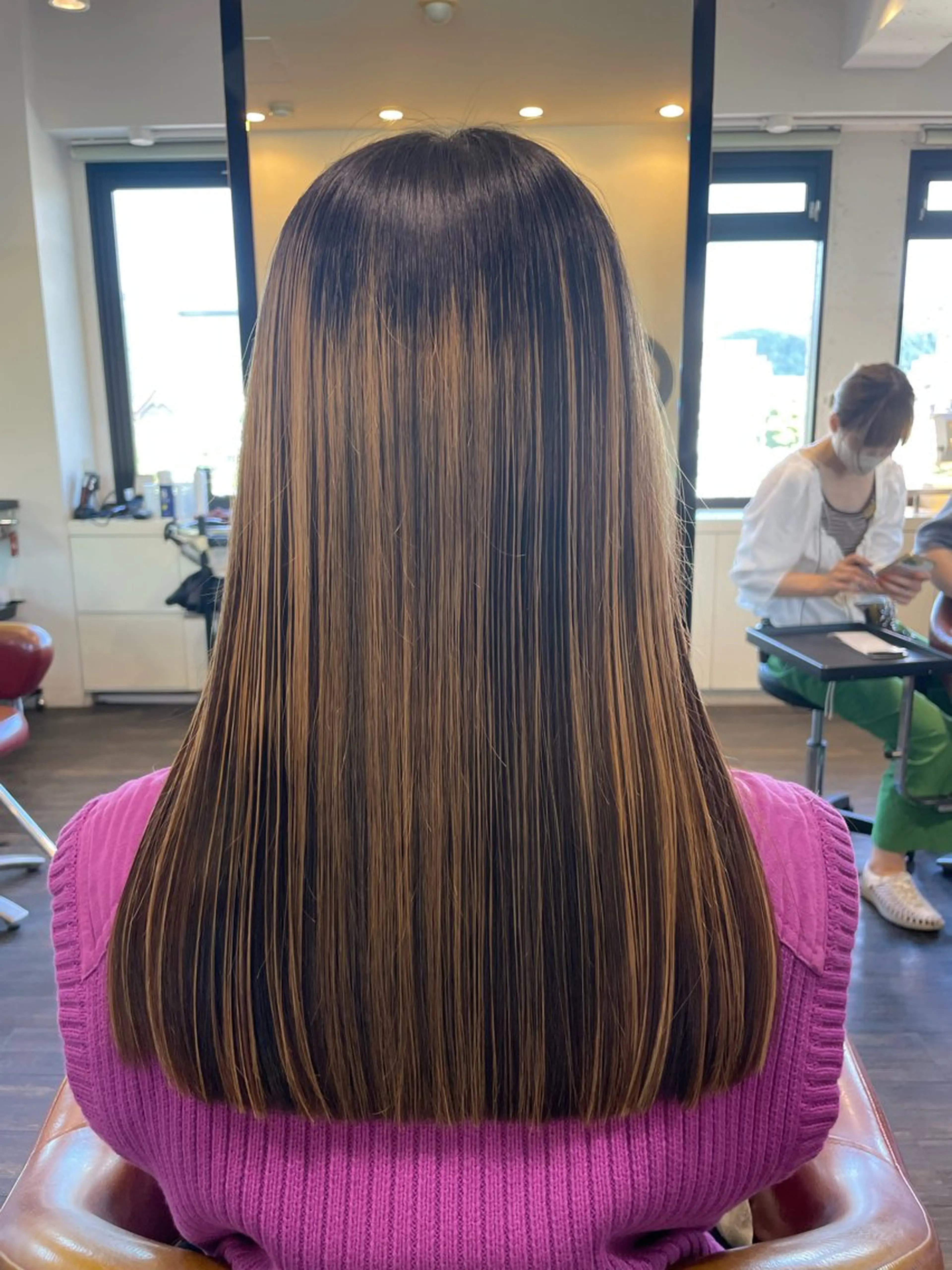 ロング ロング カット ヘアカラー 佐藤 綾郁のヘアスタイル