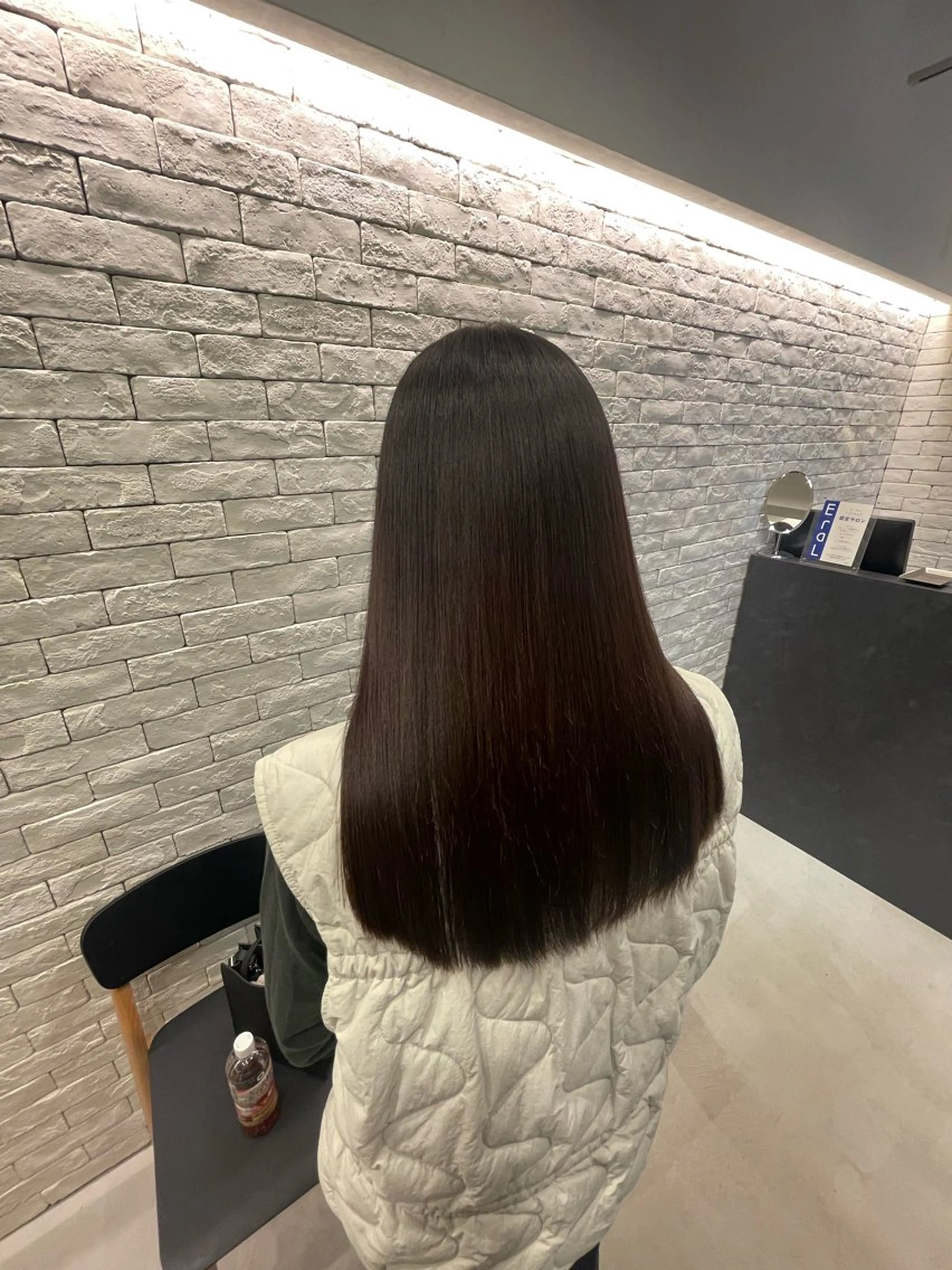 ロング TENSHO 原宿　ハイトーンのヘアスタイル