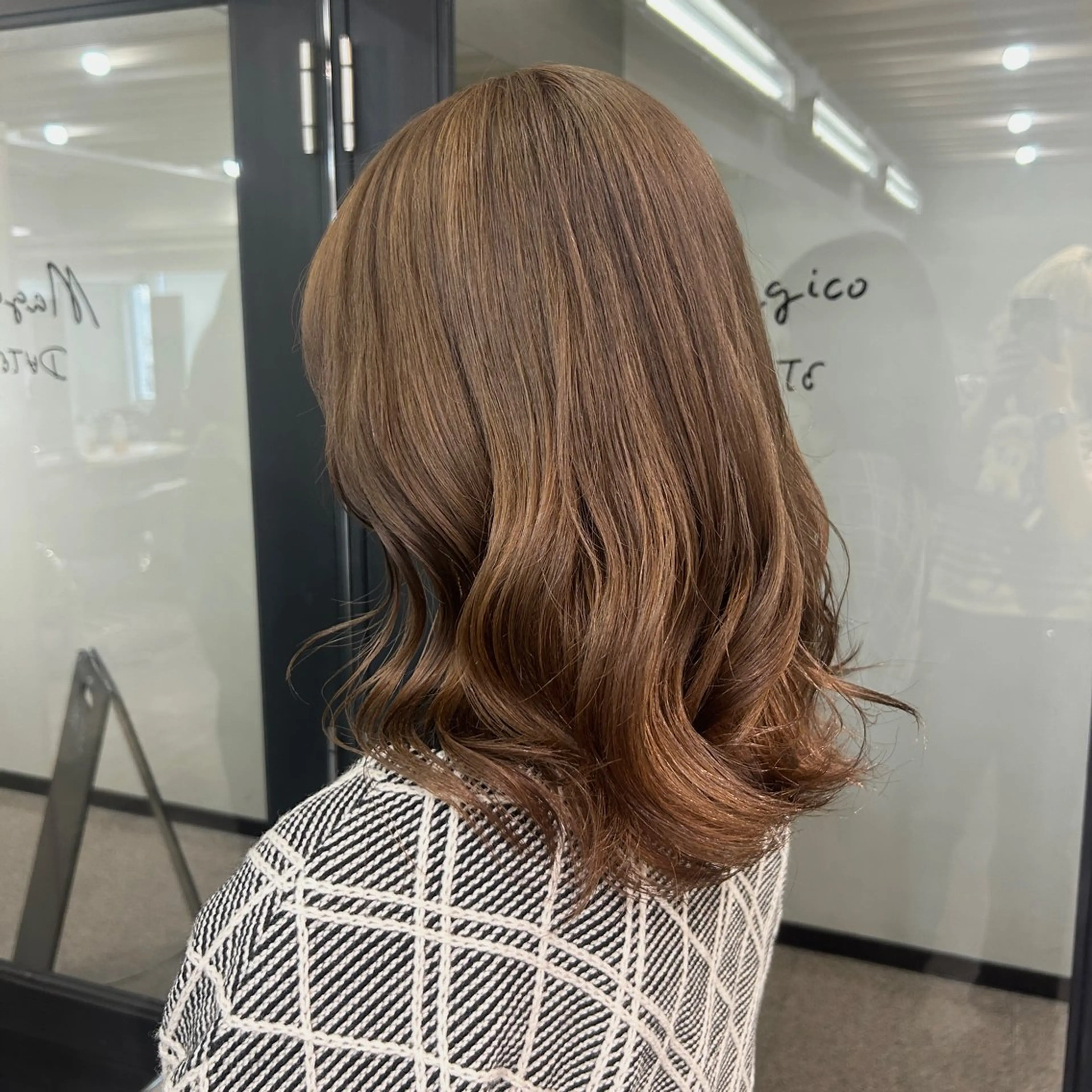ミディアム カラー ヘアカラー トリートメント ✨うる艶/ブリーチ✨ 𝓡𝒖𝓷𝐚💋のヘアスタイル