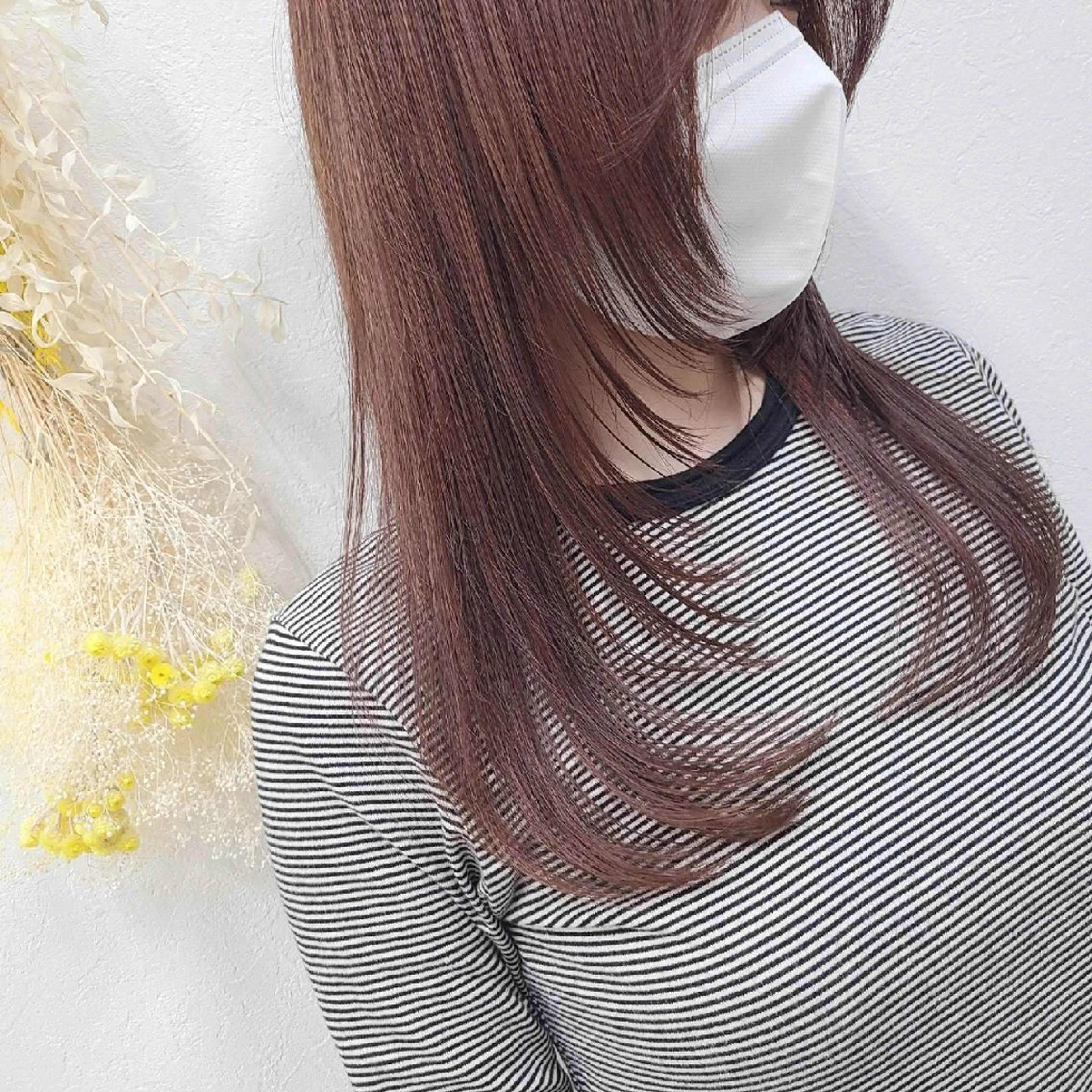 ロング 顔まわりレイヤー 顔周りカット レイヤーカット レナークソワン ちだしえりのヘアスタイル