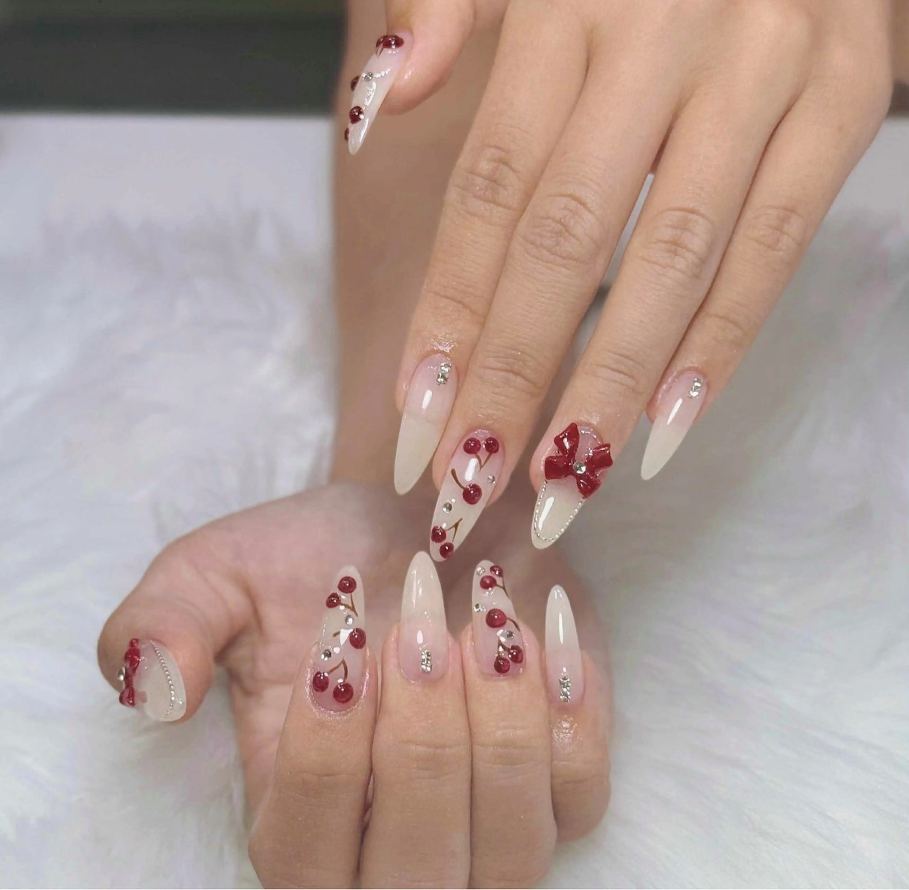 ネイル Luxe Nailのネイルデザイン