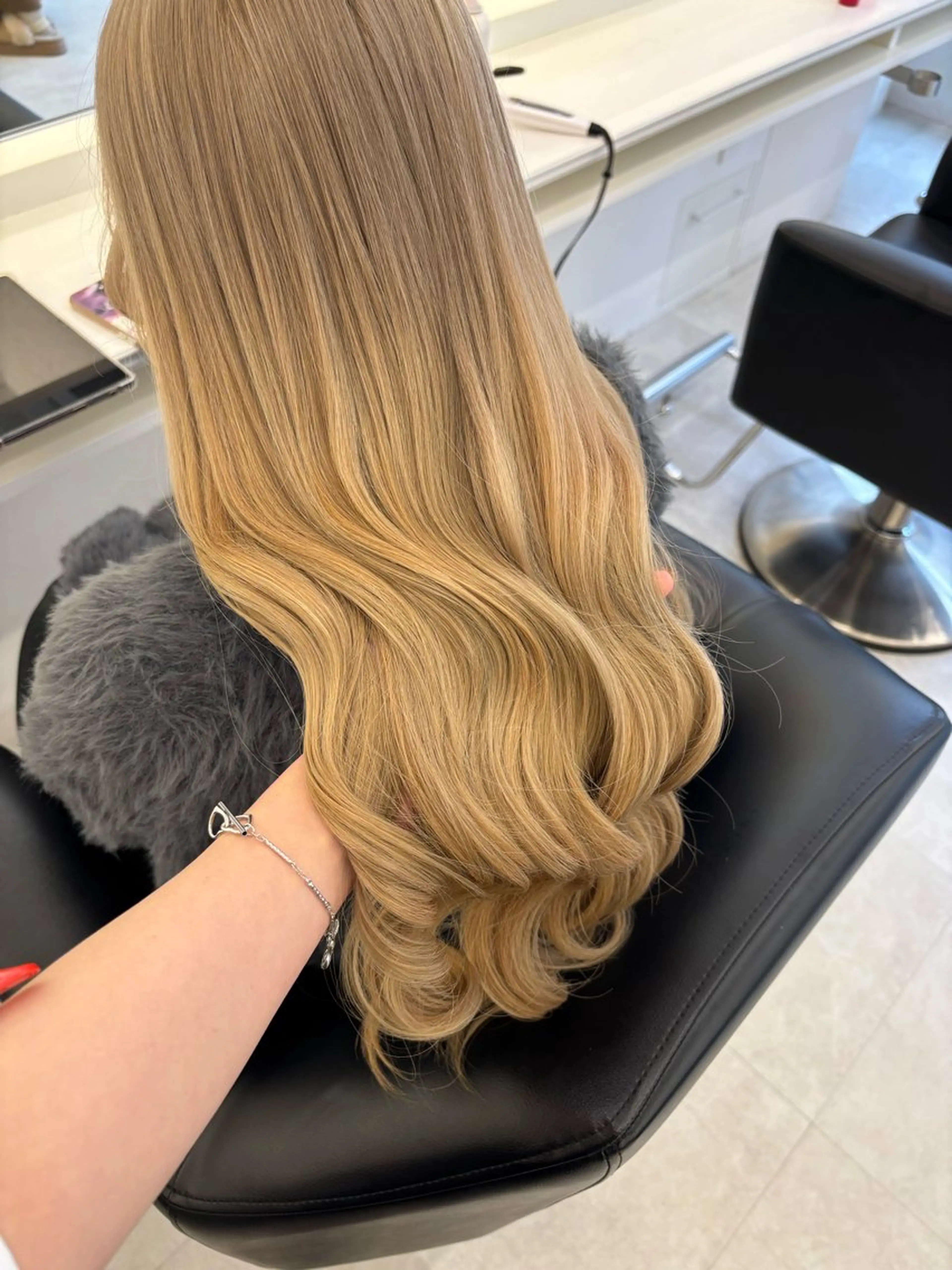 ロング カラー parvemix平野 真央🎀💞のヘアスタイル