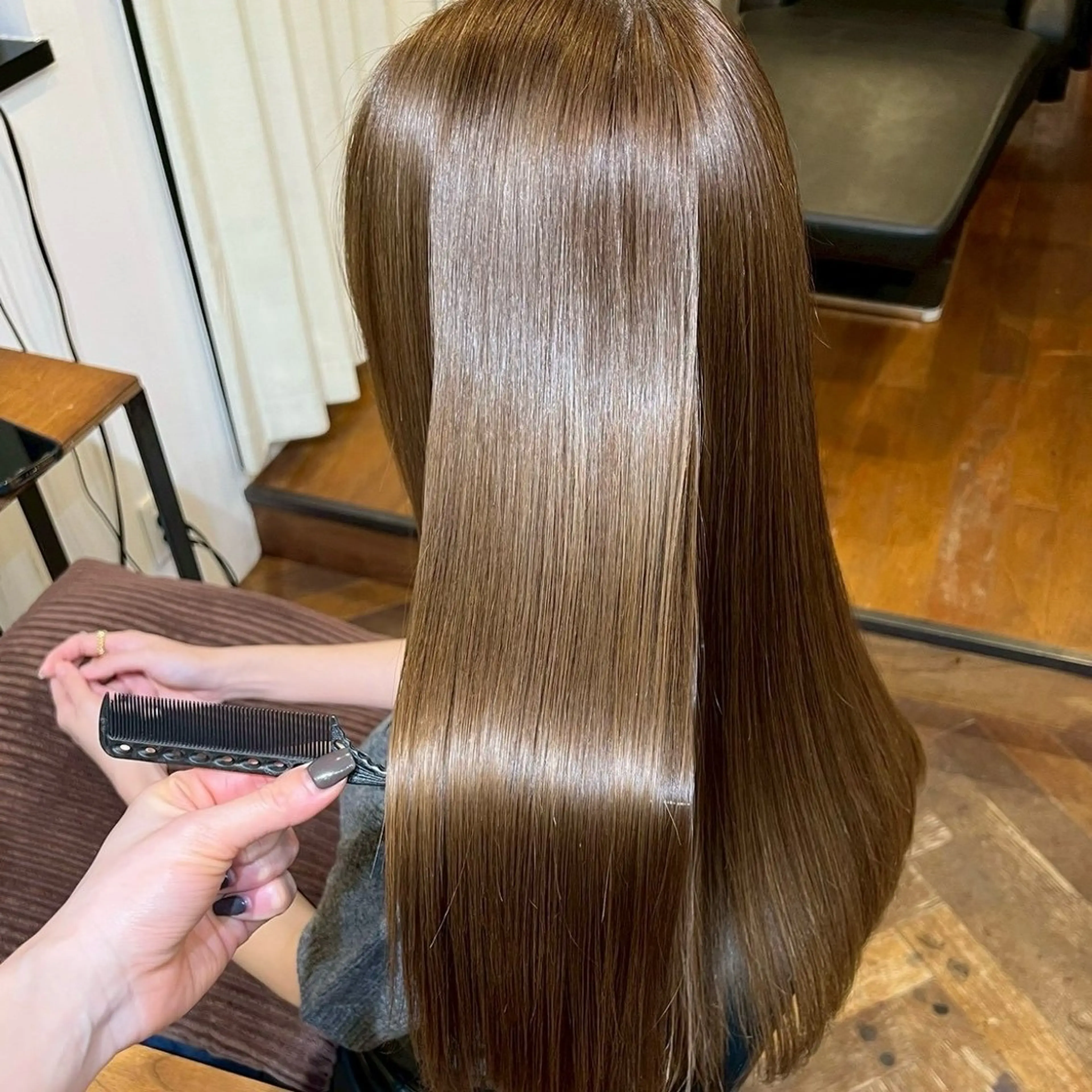 ロング カラー カット トリートメント ヘアセット 艶カラー×レイヤー 🧙縮毛矯正/レオンのヘアスタイル