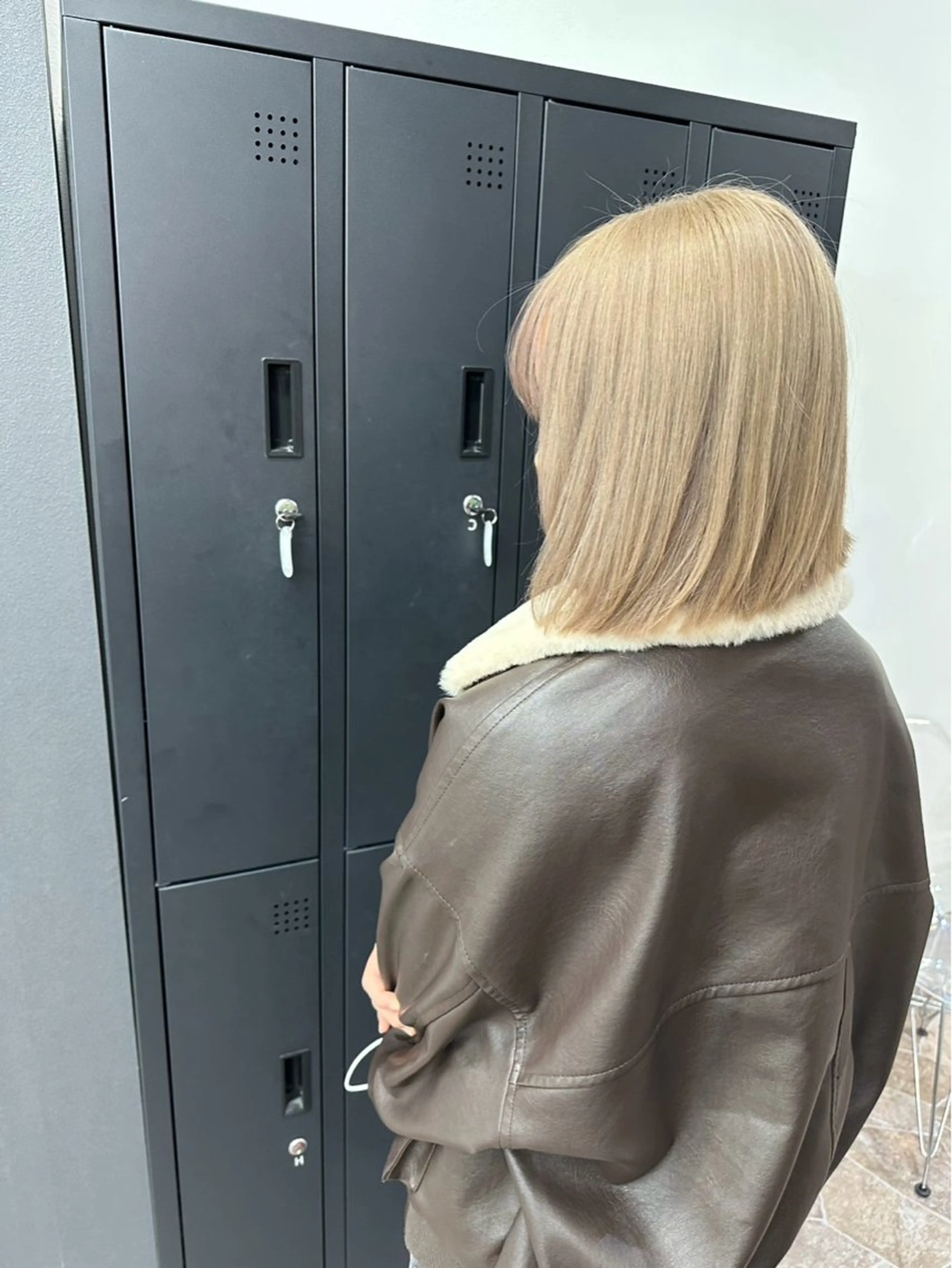 ショート ミストバング ハイライト 髪質改善 韓国風ヘア レイヤーカット 佐野 彩華のヘアスタイル
