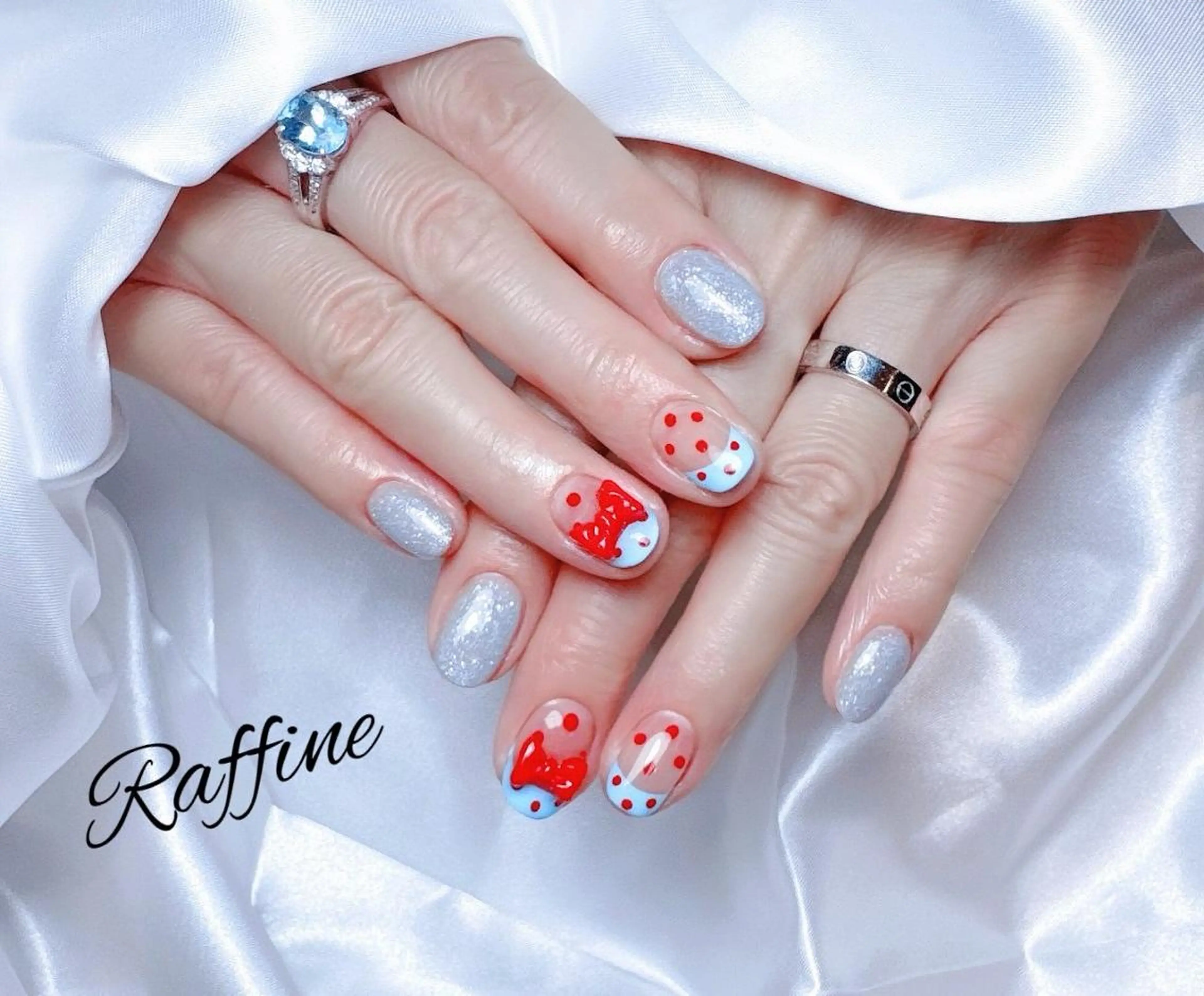 ネイル ハンドネイル RAFFINE haru🦋🩵のネイルデザイン