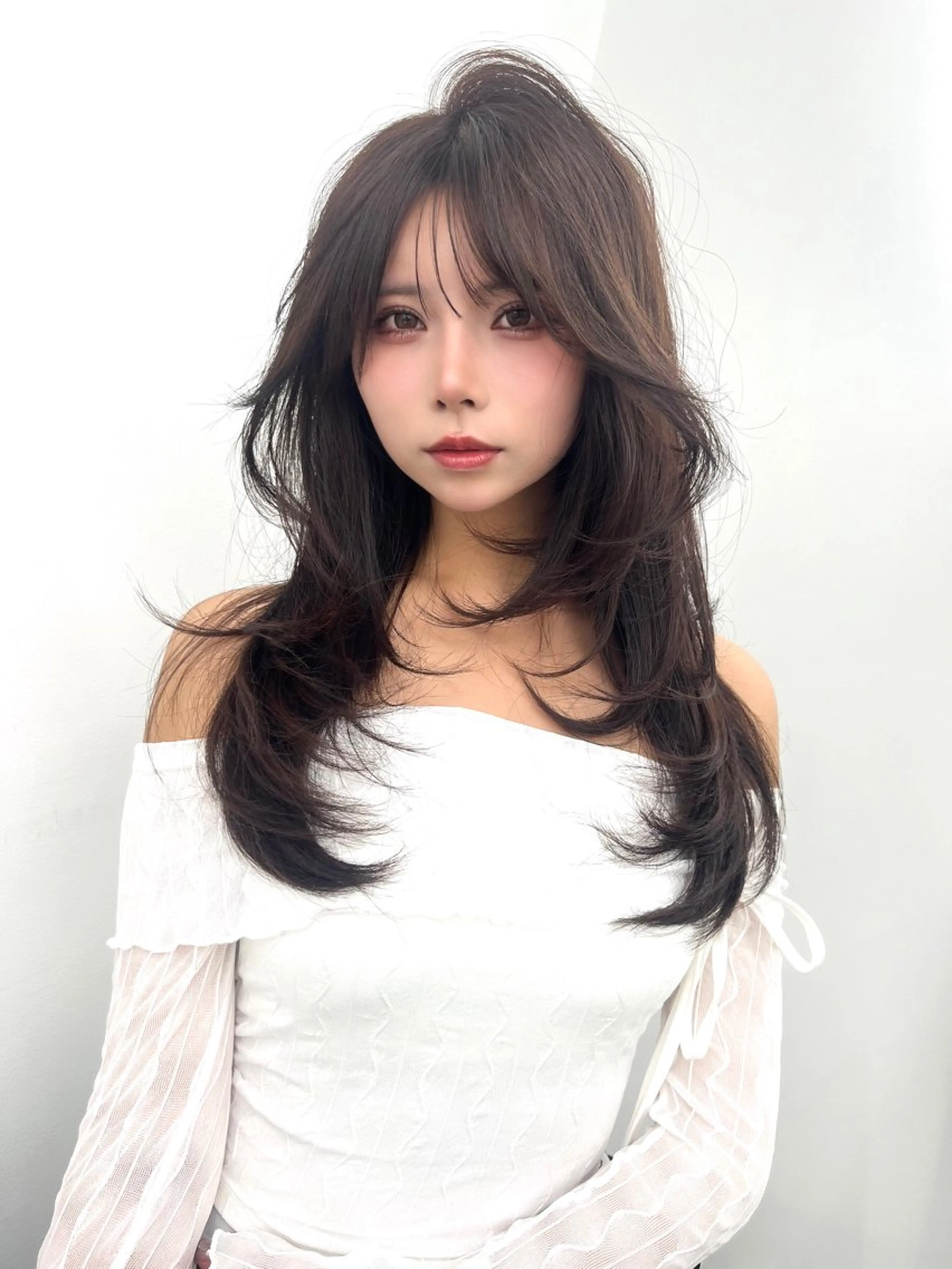 ロング カラー 透明感カラー グレージュ ハイレイヤー 髪質改善 レイヤーカット ヘアカラー トリートメント 透明感カラー🩵🩵 韓国ヘアkanatoのヘアスタイル