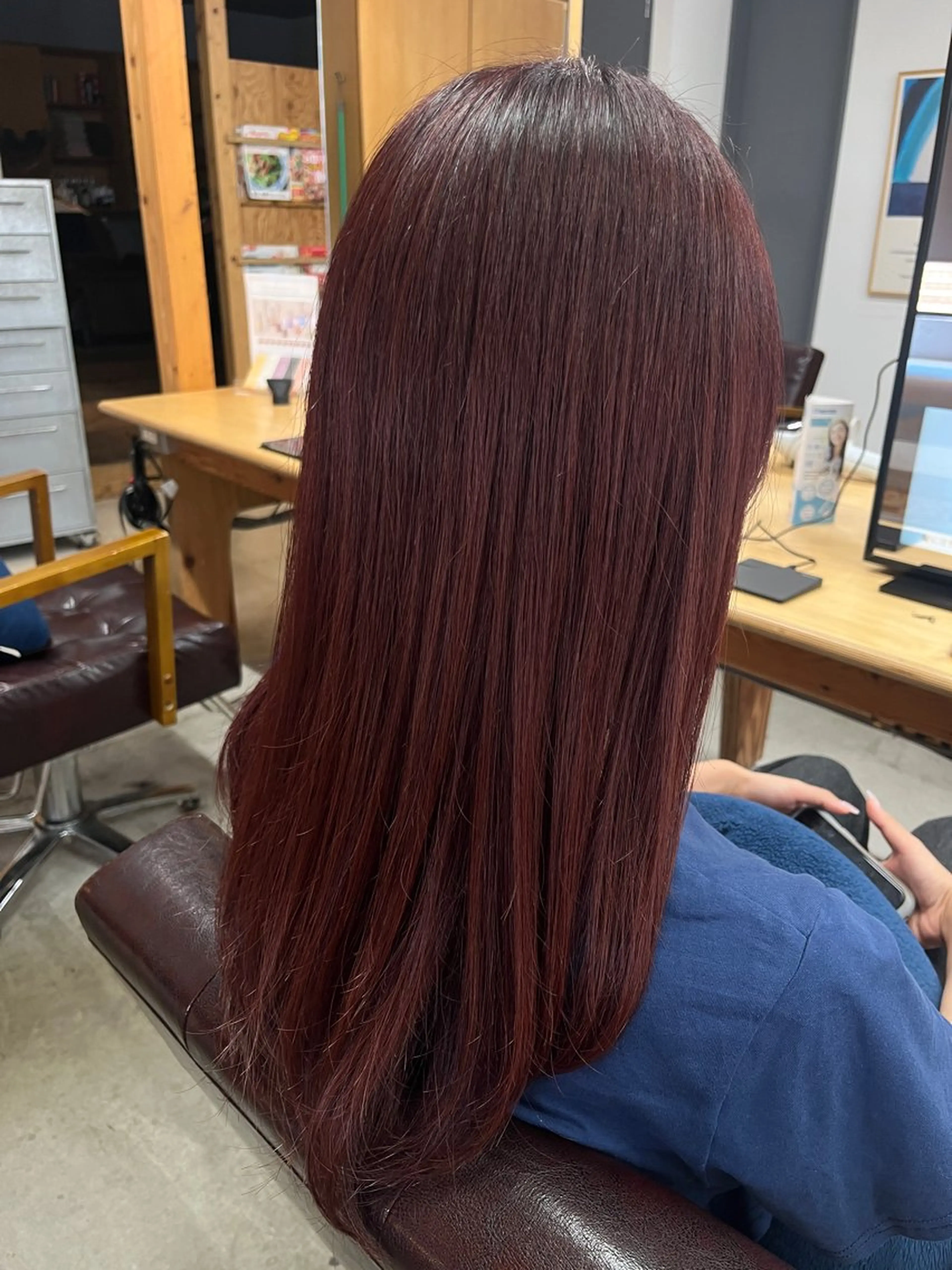 ロング カラー ヘアカラー トリートメント 向井 友菜のヘアスタイル