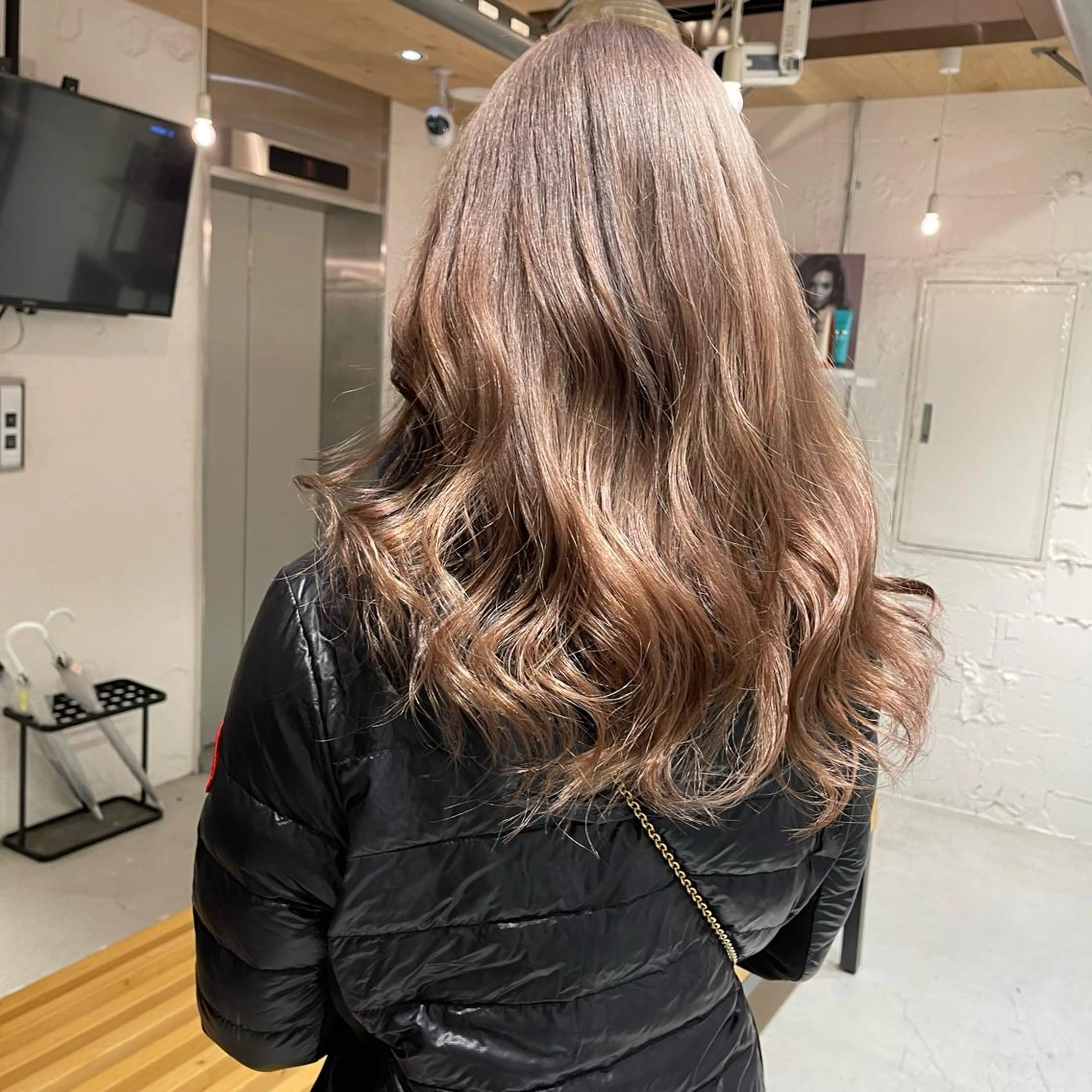 ロング カラー ブラウンカラー nameless miichiのヘアスタイル