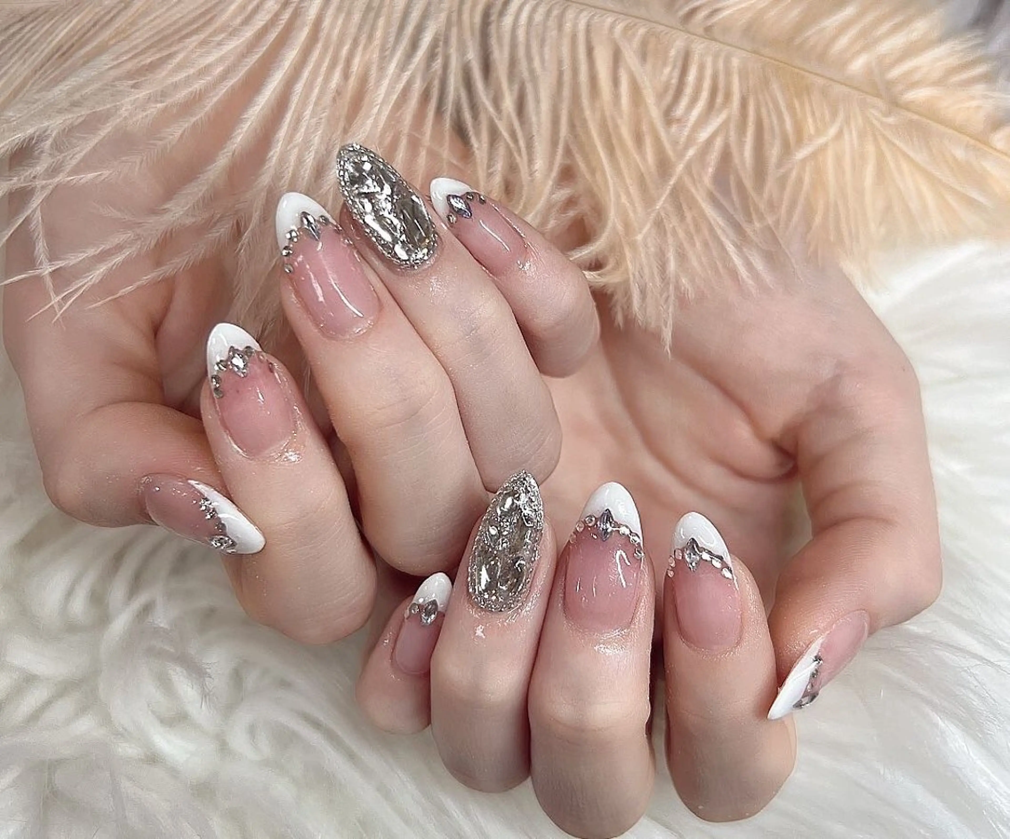 ネイル チークネイル 長さ出し フラッシュネイル フットネイル フレンチネイル Niko nailサロンのネイルデザイン