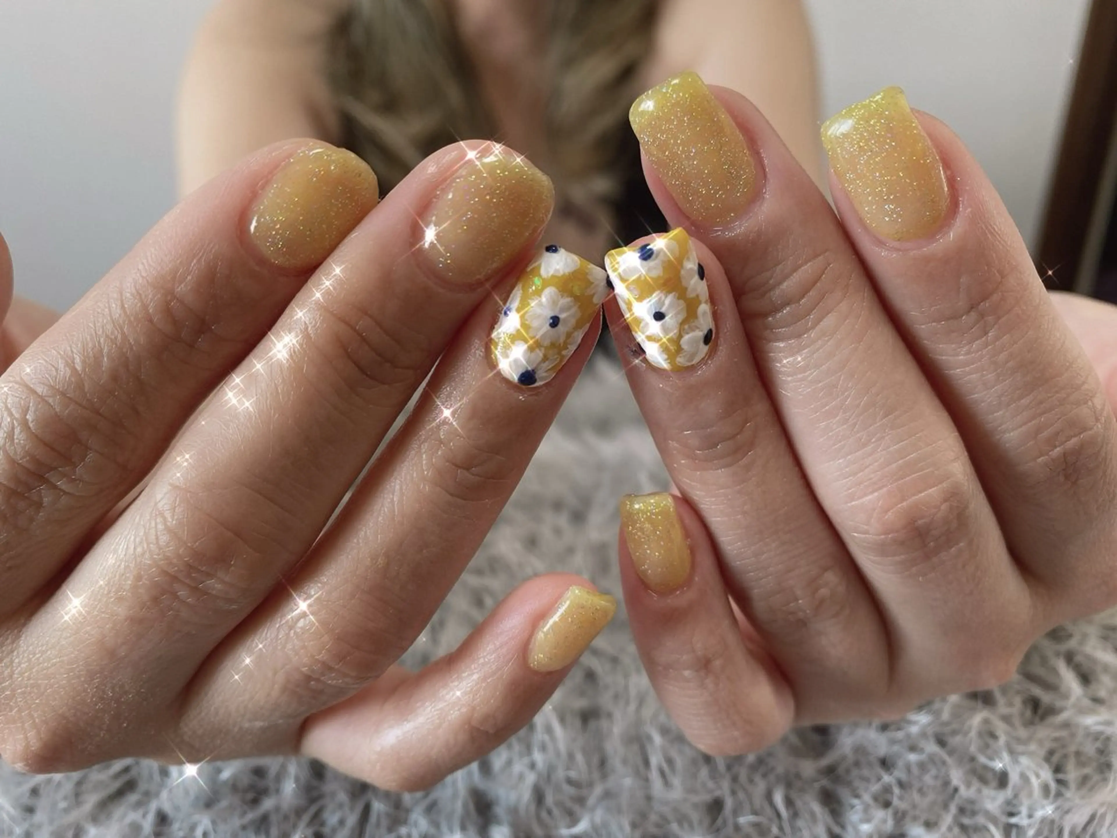 ネイル キラキラネイル ハンドネイル glossy nails所属・Glossy -miyoのネイルデザイン