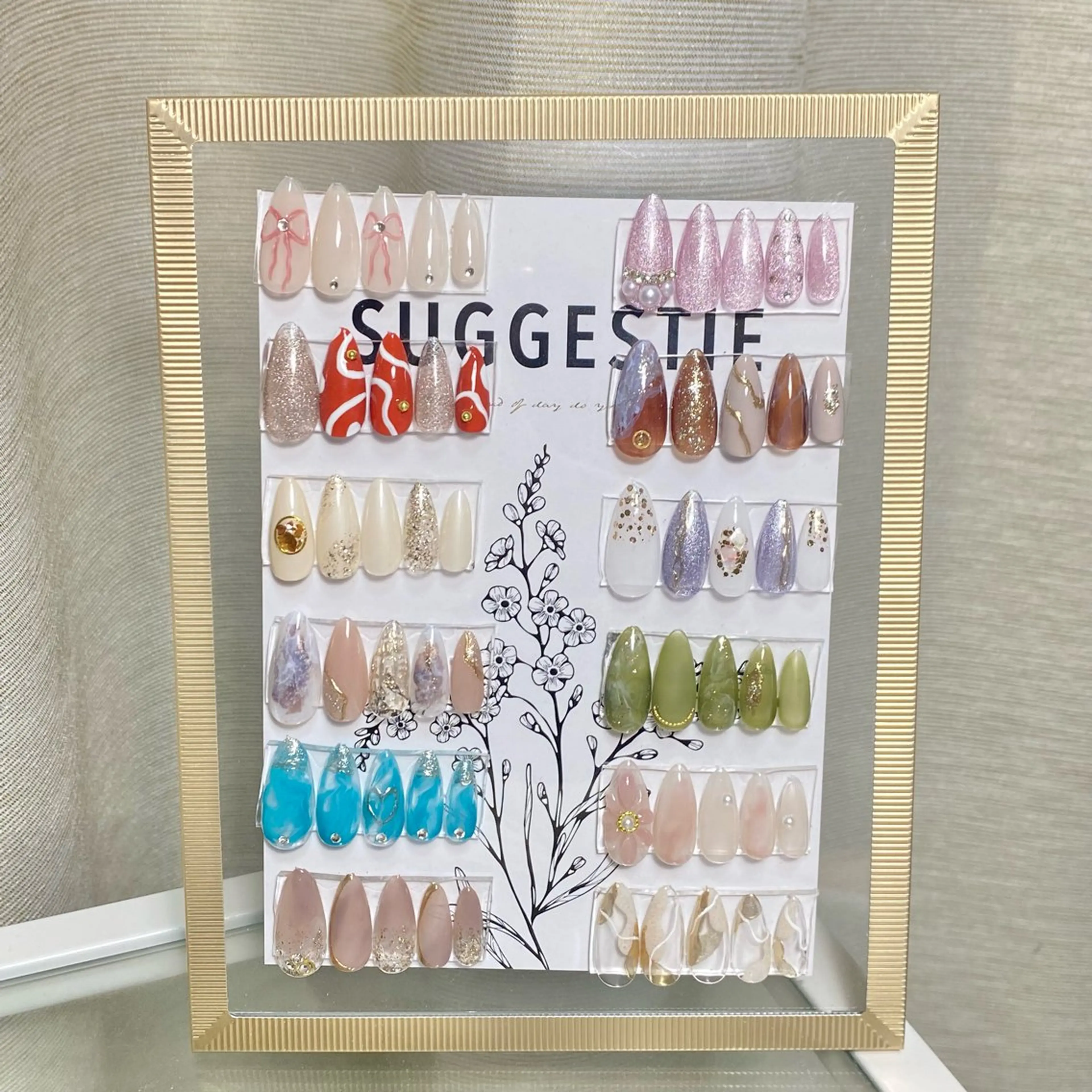 ネイル ハンドネイル ハンドケア Airis所属・Airis aiのネイルデザイン